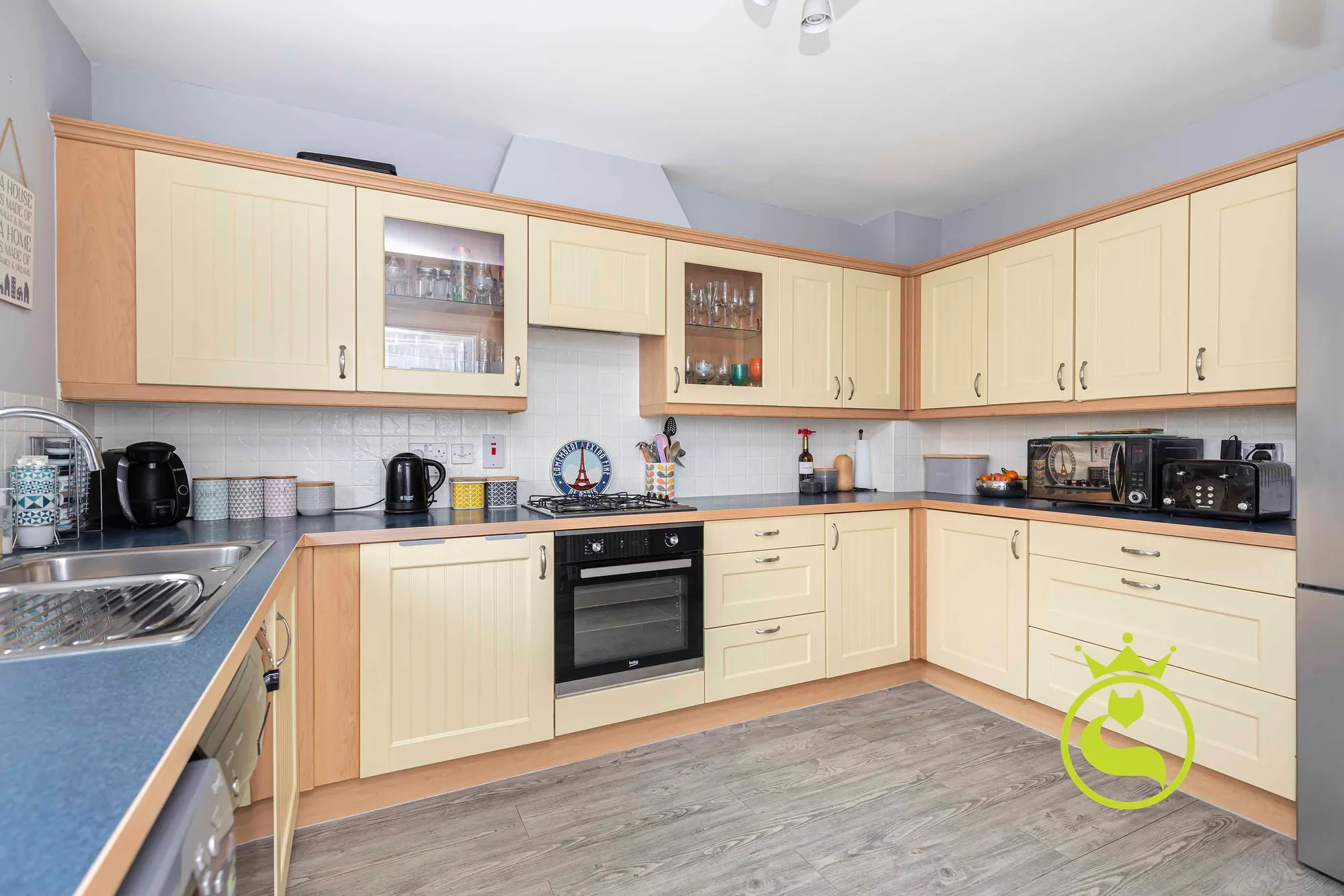 4 bed semi-detached house for sale in Doulton Gardens, Poole  - Property Image 4