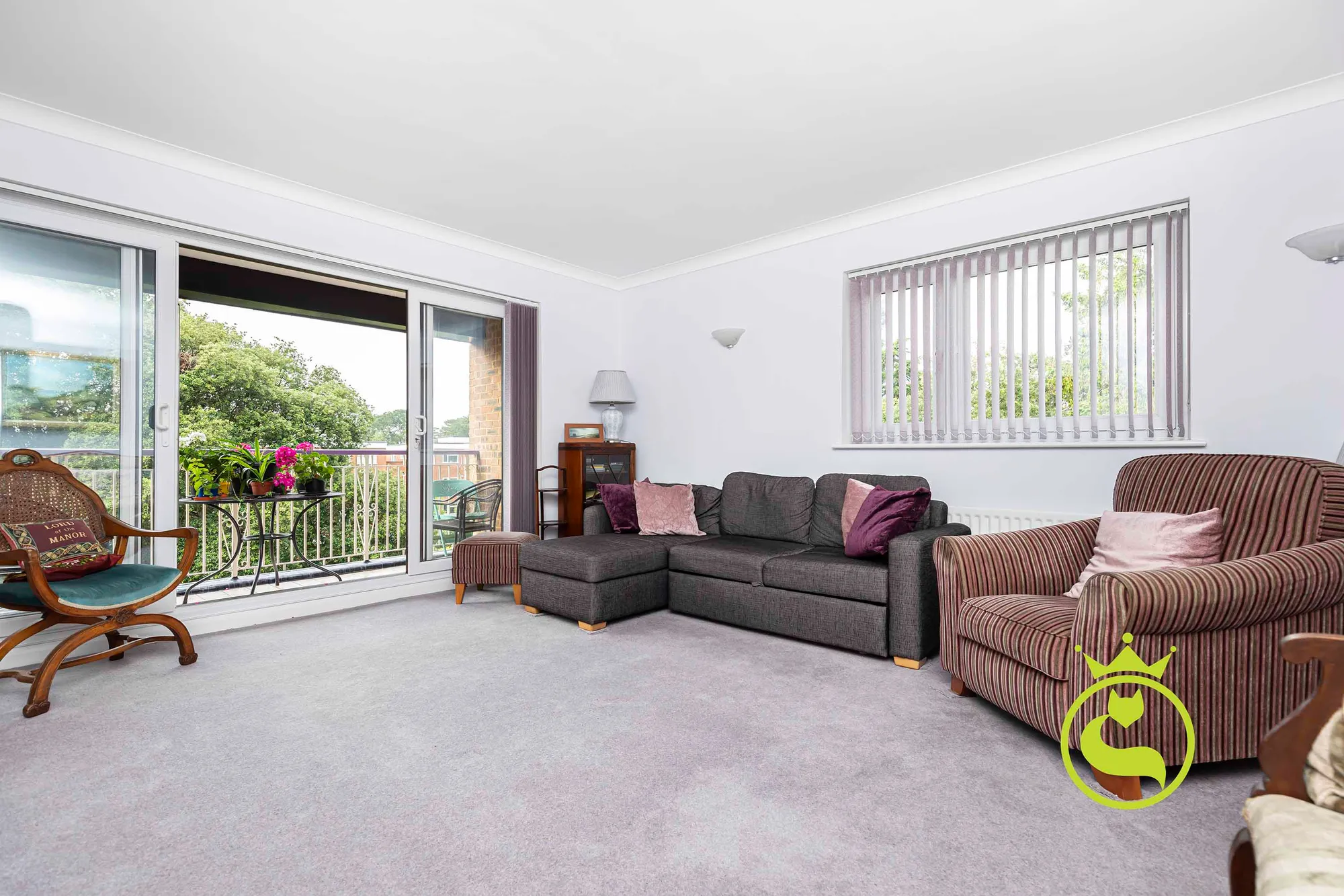2 bed apartment for sale in West Cliff Road, Bournemouth - Property Image 1