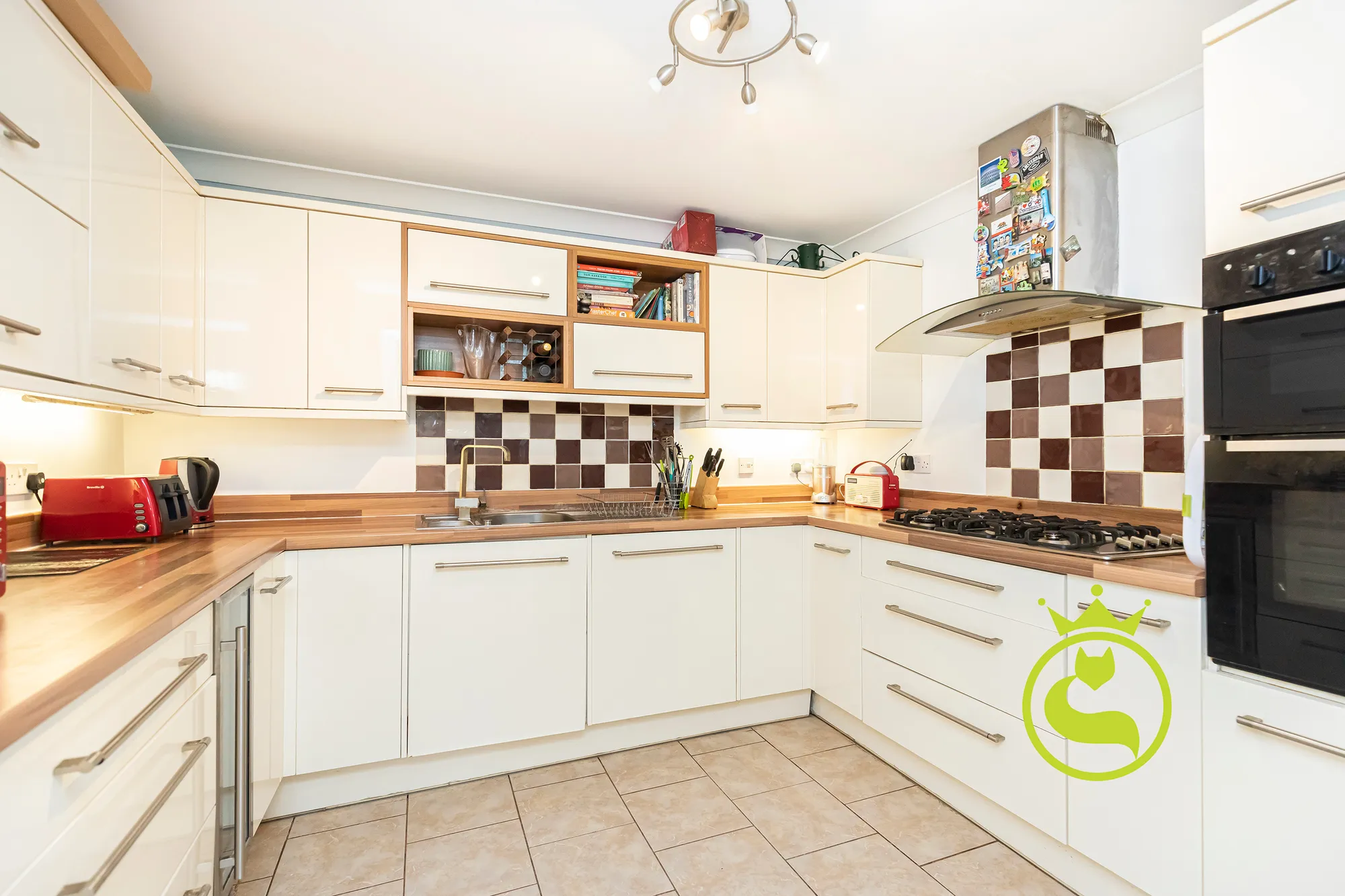 4 bed semi-detached house for sale in Courthill Road, Poole  - Property Image 4