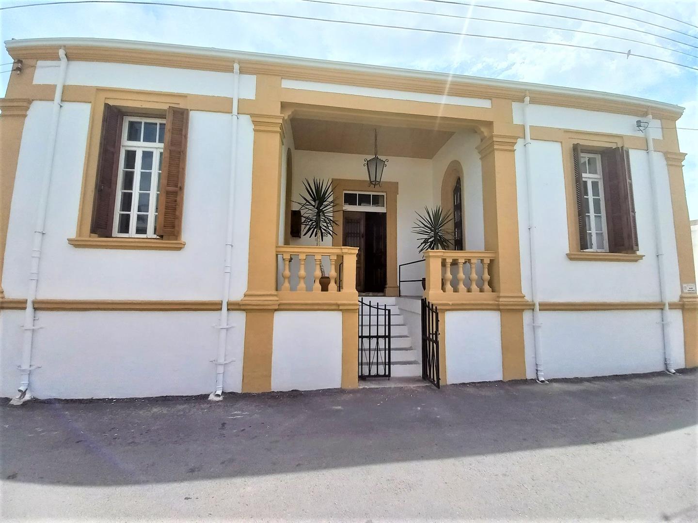 5 bed villa for sale, Kyrenia 57
