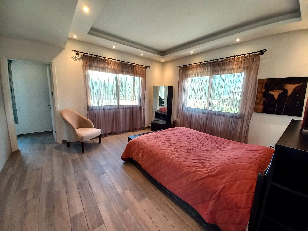 4 bed villa to rent, Esentepe  - Property Image 12