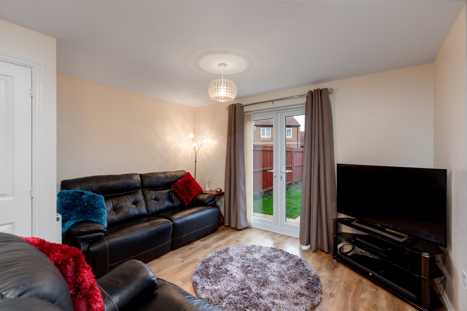 2 bed end of terrace house for sale in Woodland Avenue, Catterick Garrison  - Property Image 2