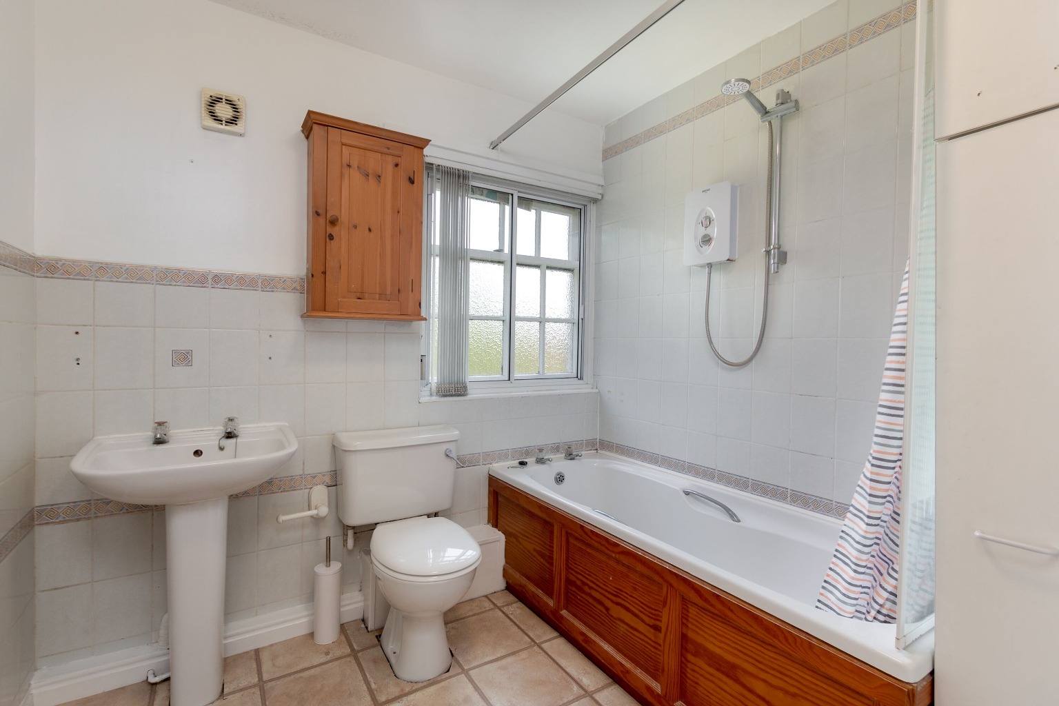 1 bed flat to rent in Grammar School Court, North Yorkshire  - Property Image 5