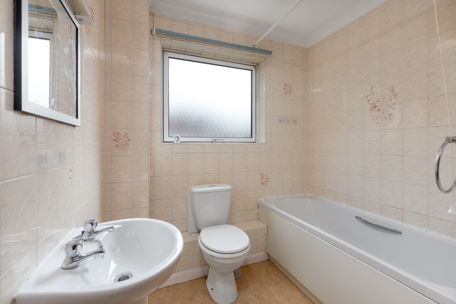 2 bed ground floor flat to rent in South Parade, Northallerton  - Property Image 4