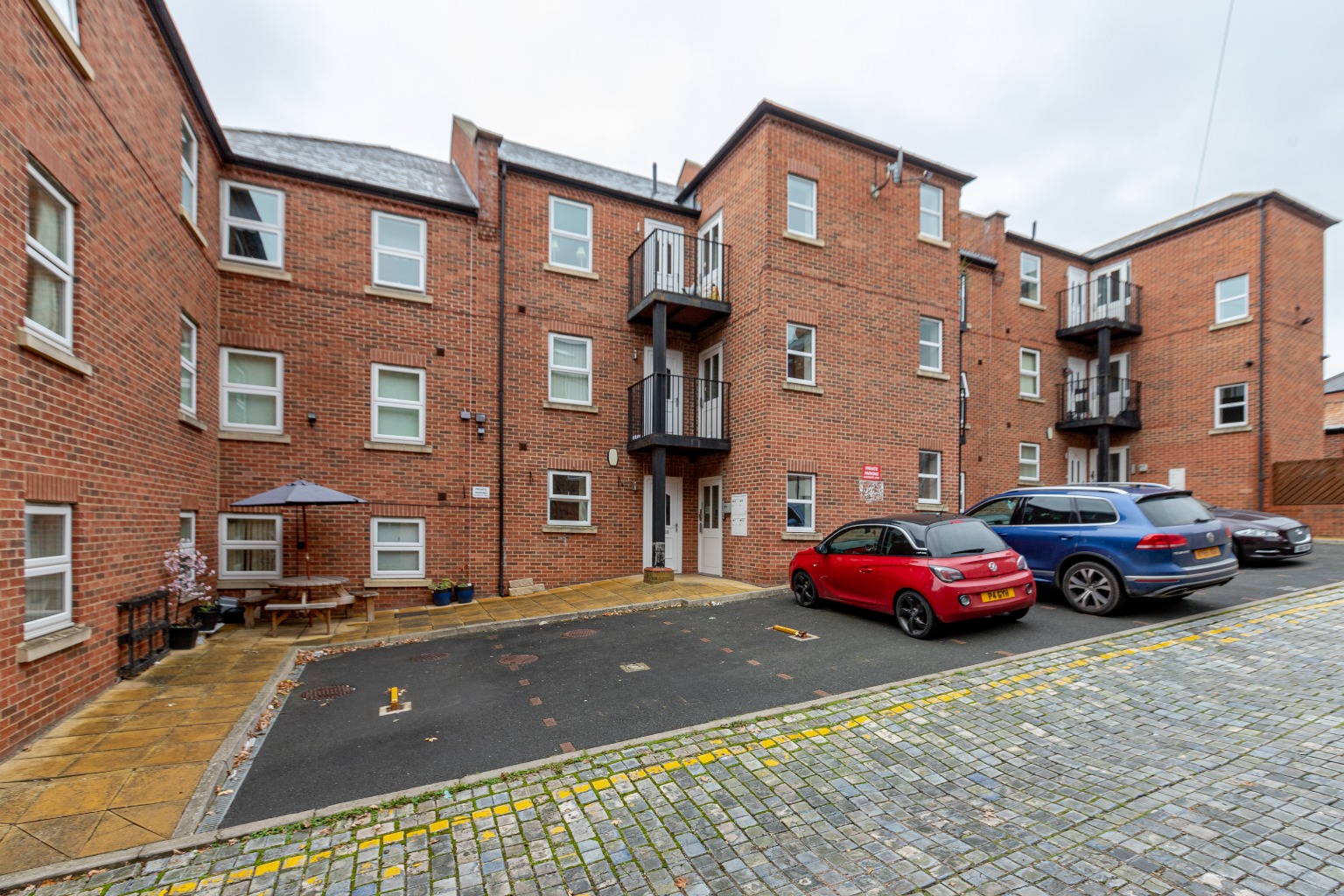 2 bed ground floor flat to rent in Hargreave Terrace, Darlington  - Property Image 8