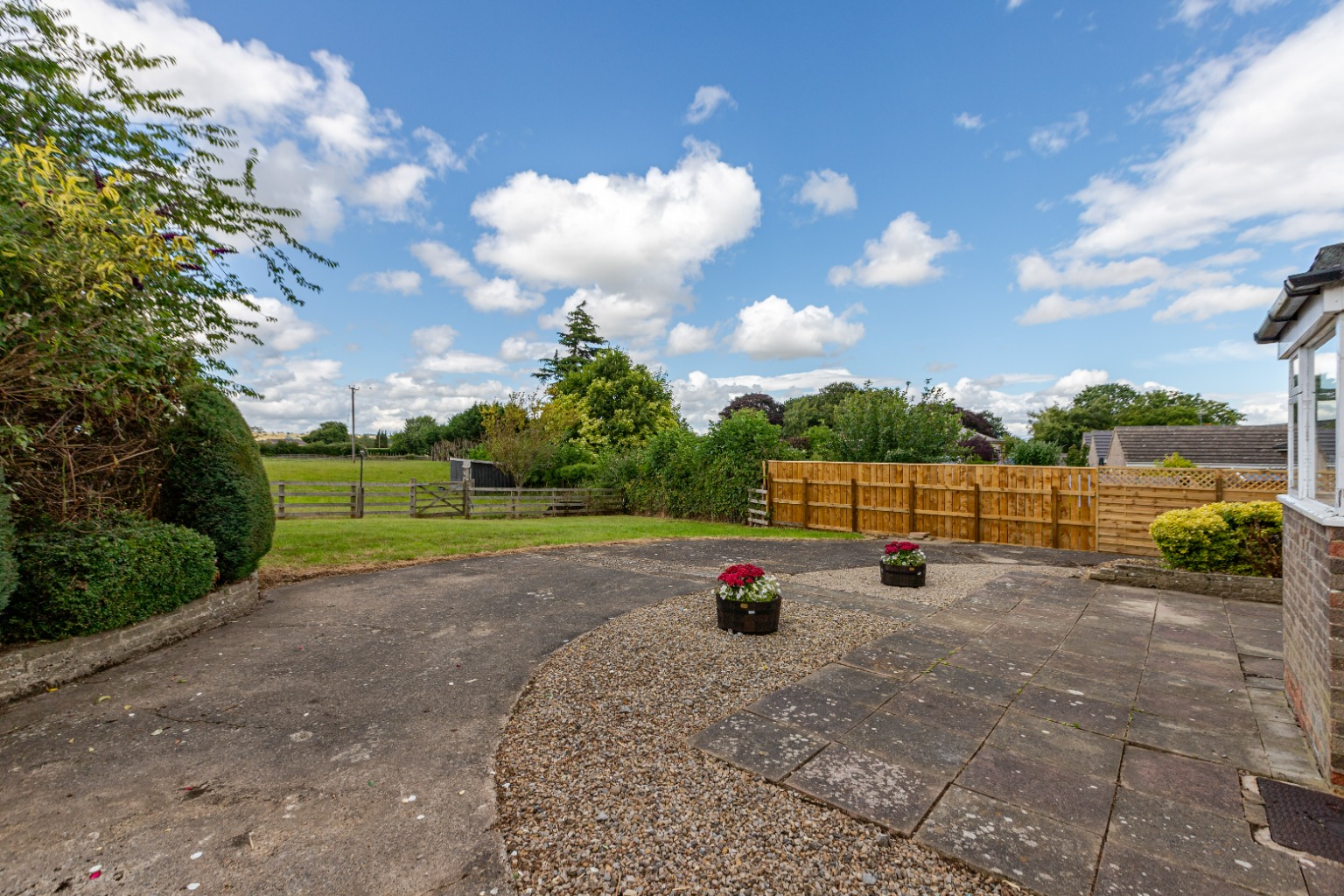 3 bed detached bungalow to rent in Station Road, Bedale  - Property Image 9