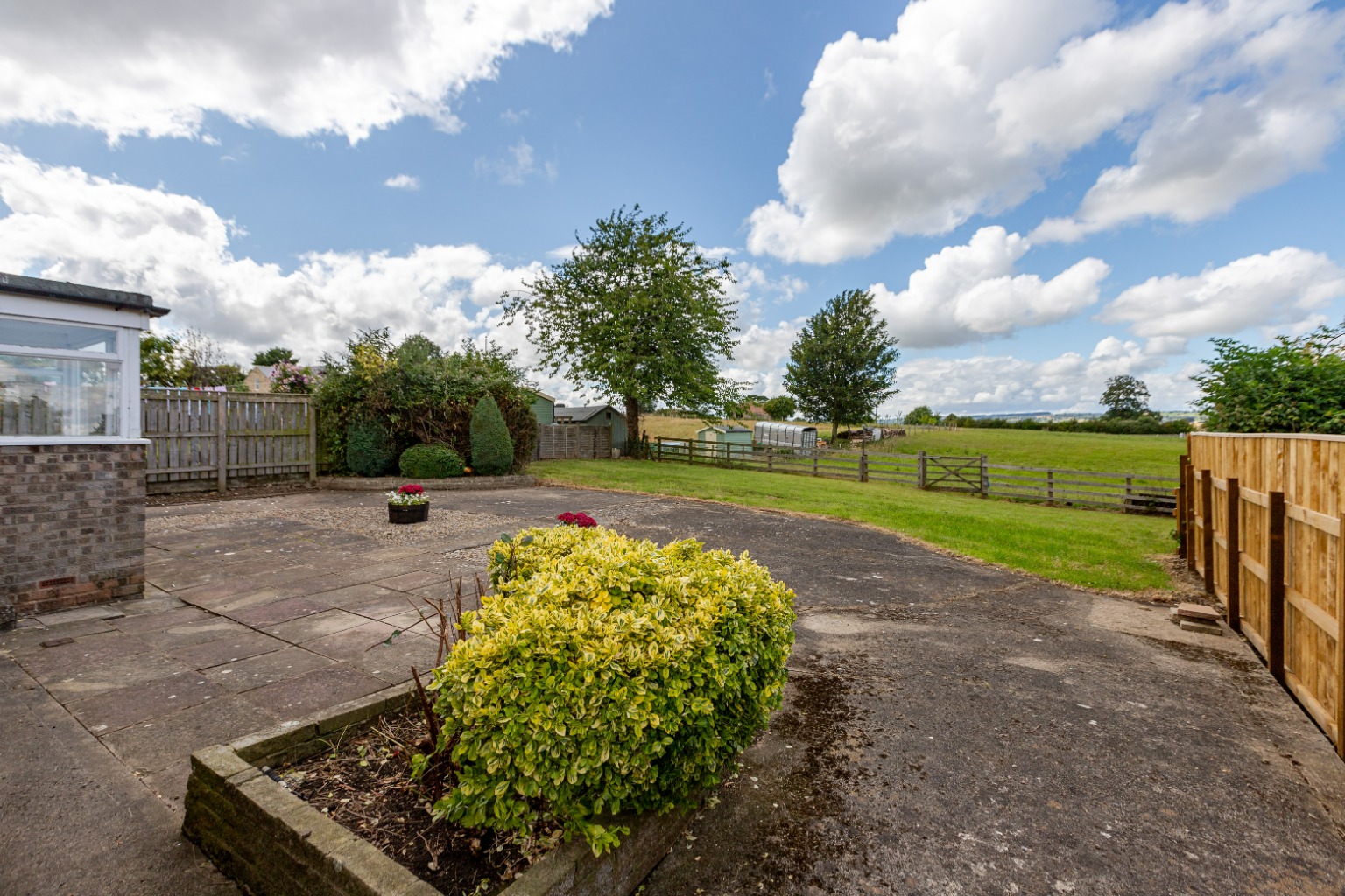3 bed detached bungalow to rent in Station Road, Bedale  - Property Image 8