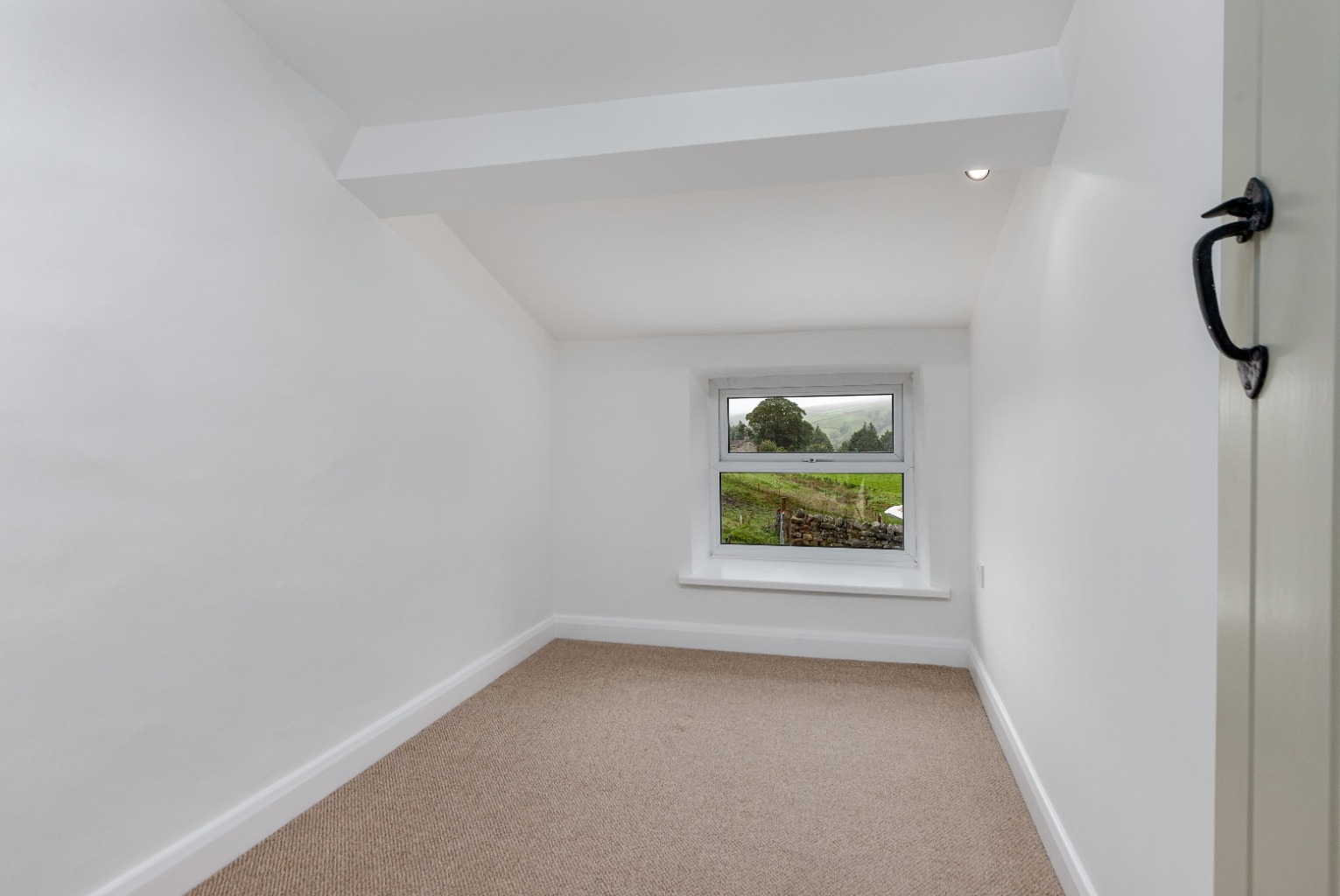 3 bed terraced house for sale in Low Level, North Yorkshire  - Property Image 10