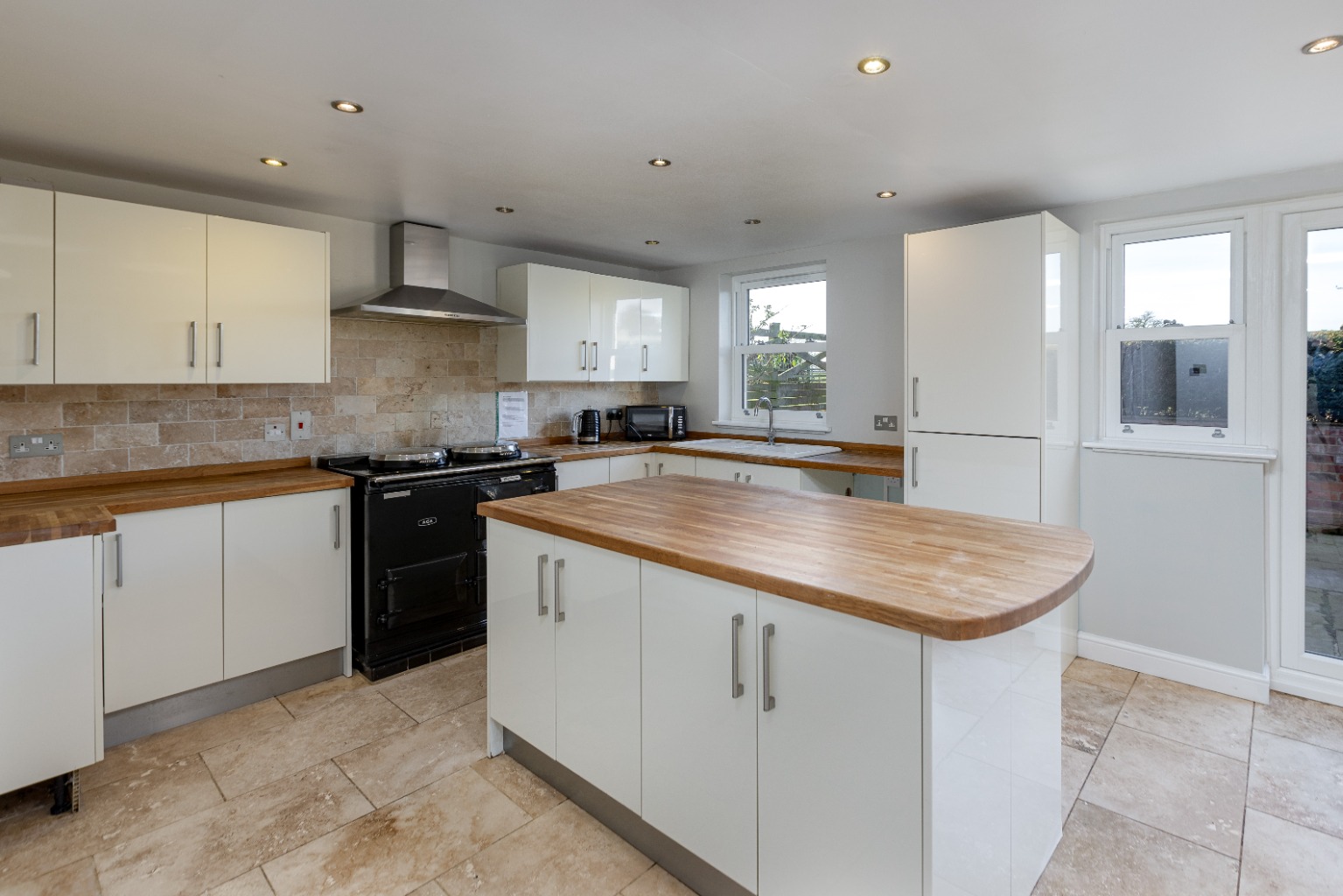 4 bed semi-detached house to rent, Richmond  - Property Image 2