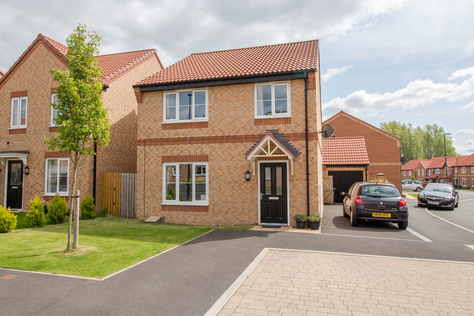 4 bed detached house for sale in Beechwood Grove, Catterick Garrison - Property Image 1