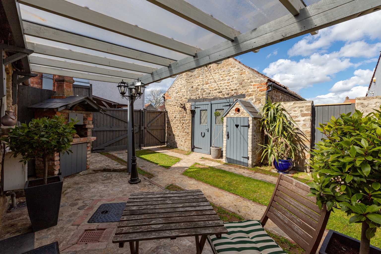 3 bed terraced house for sale in Northside, Richmond  - Property Image 11