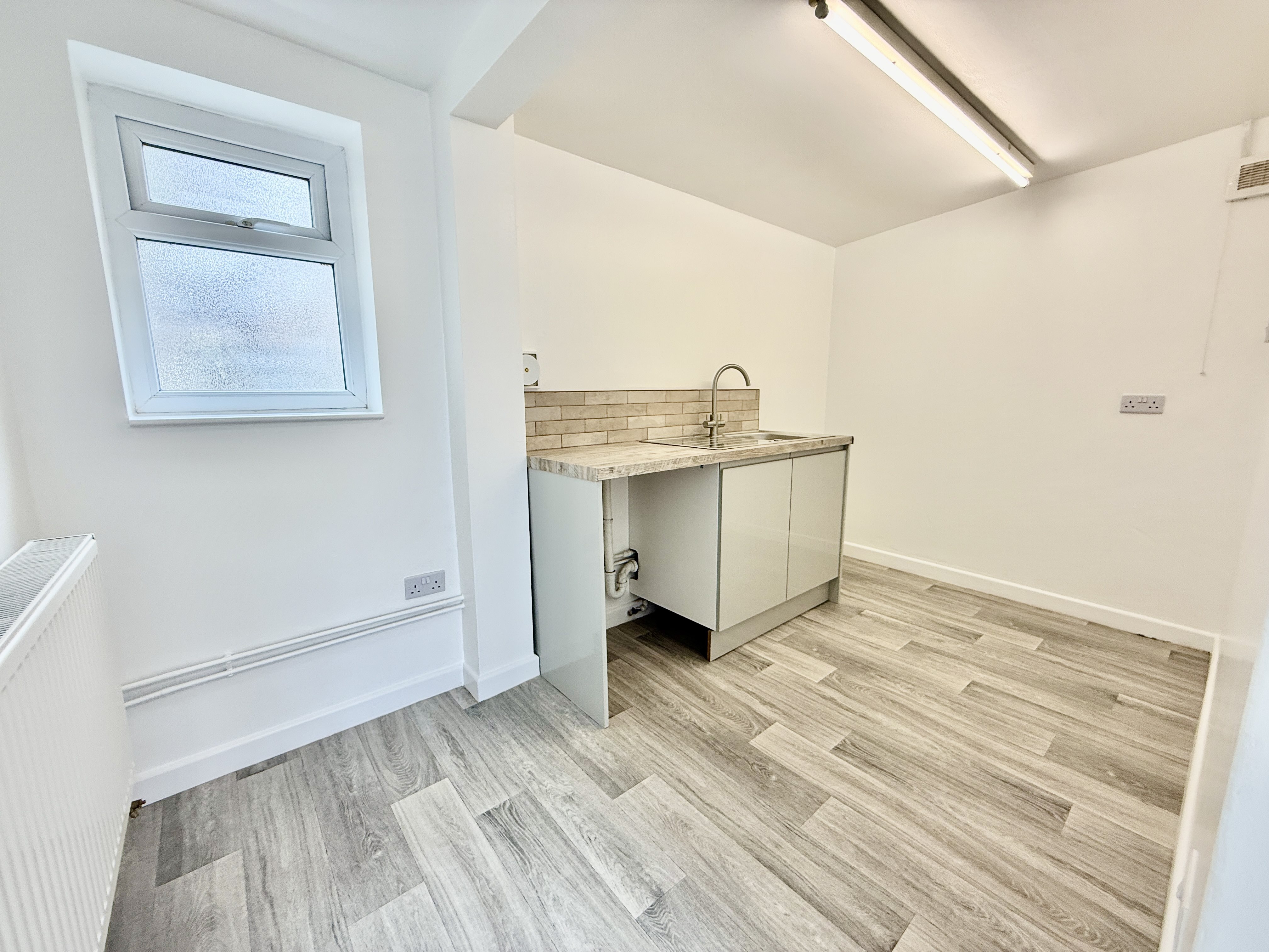 3 bed house to rent in Fosse Close, Nailsea  - Property Image 4