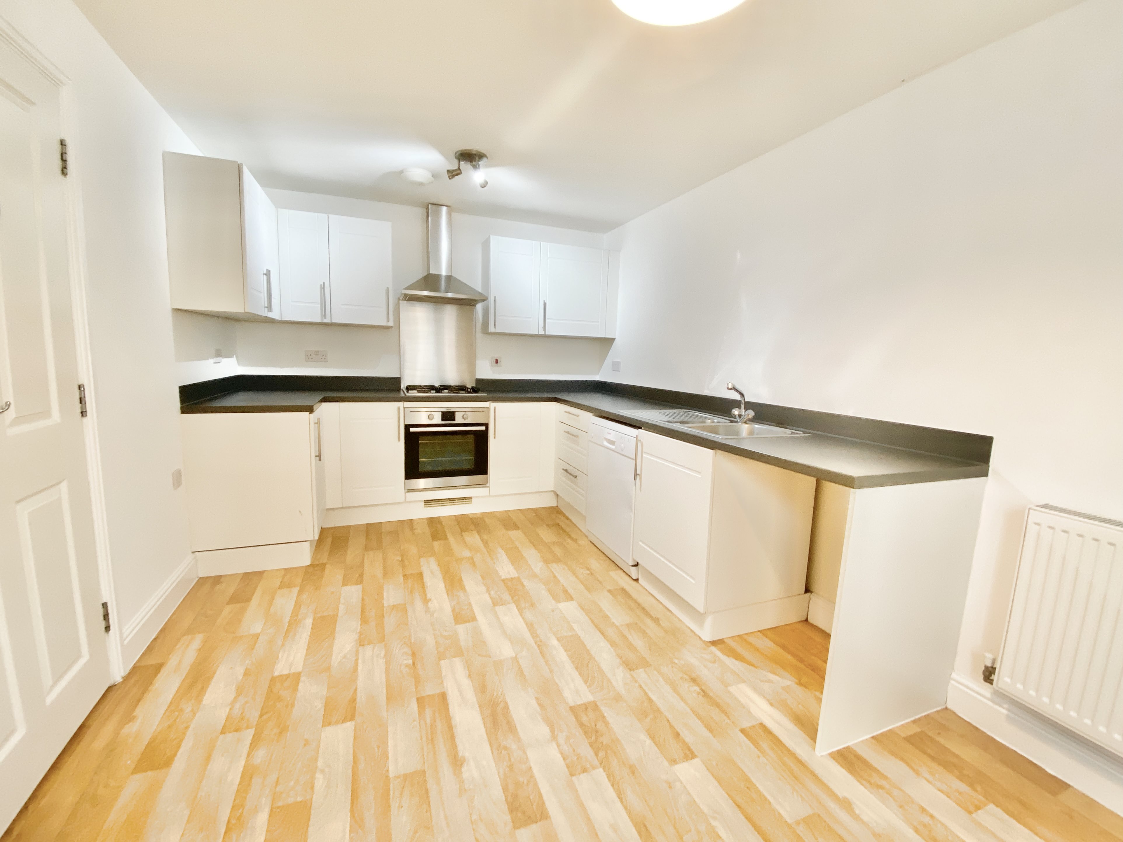 4 bed house to rent in Thompson Way, West Wick, BS24 1