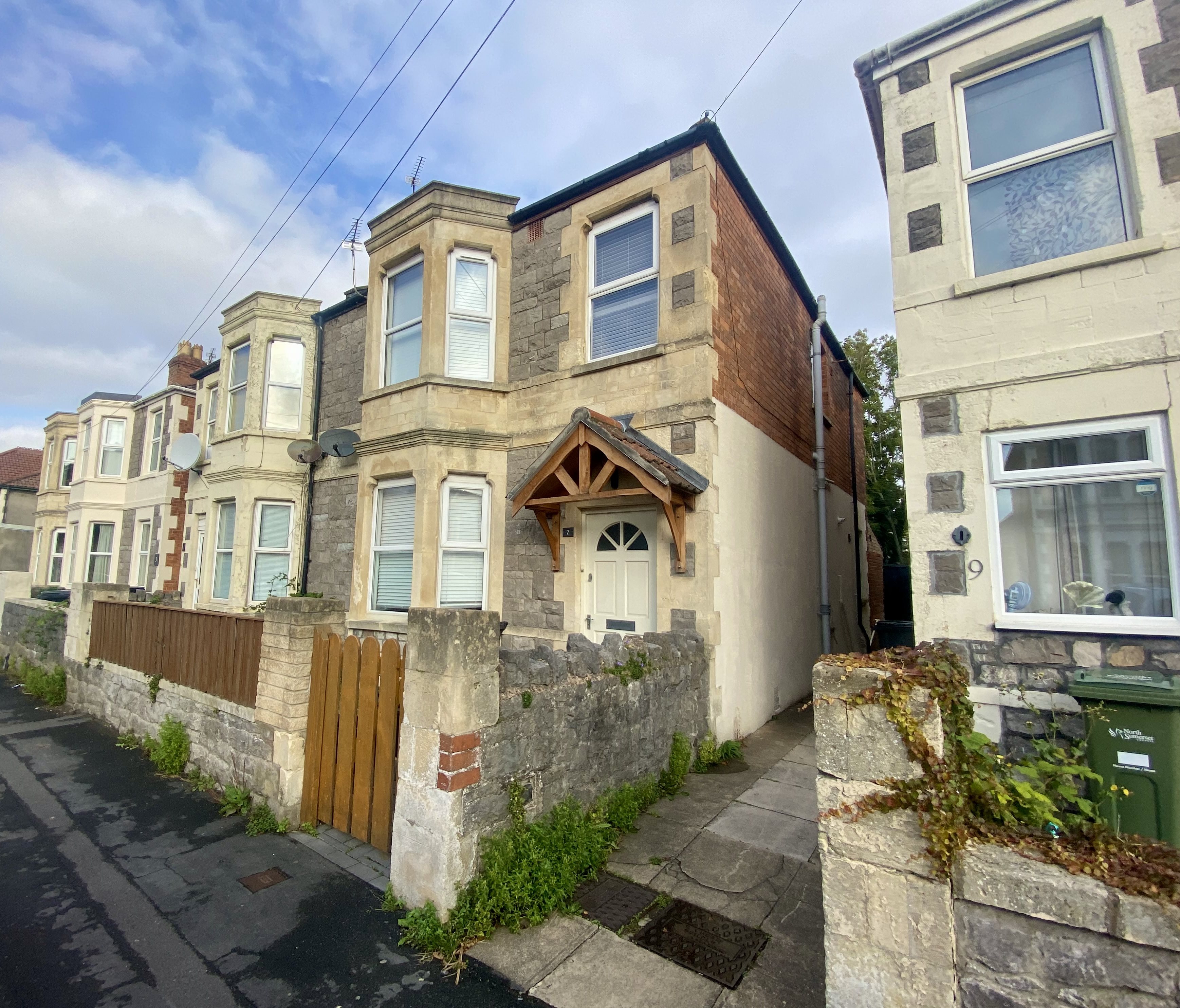 4 bed house to rent in Sandford Road, Weston-super-Mare, BS23