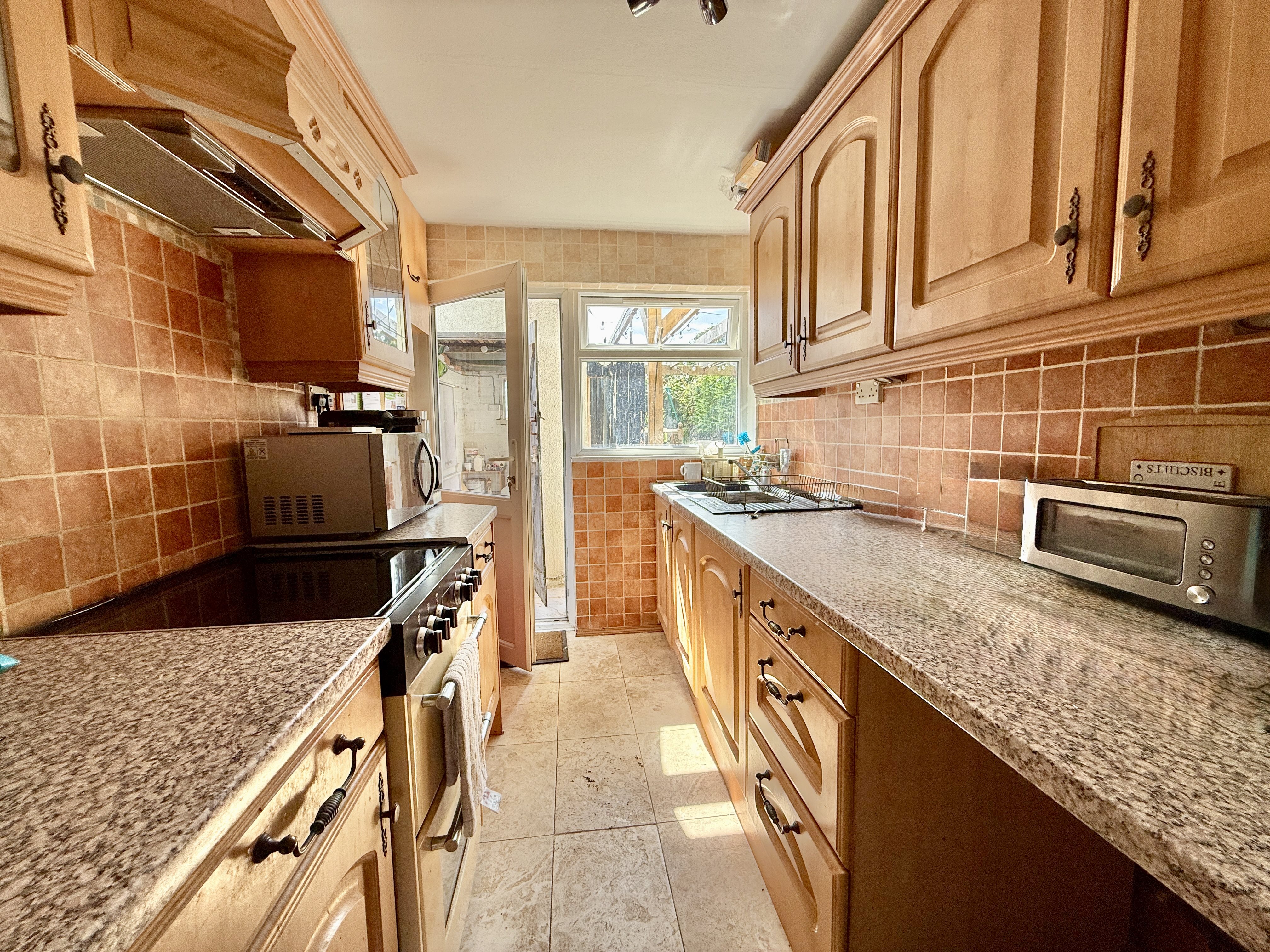 3 bed house to rent in Greenfield Crescent, Nailsea, BS48  - Property Image 4