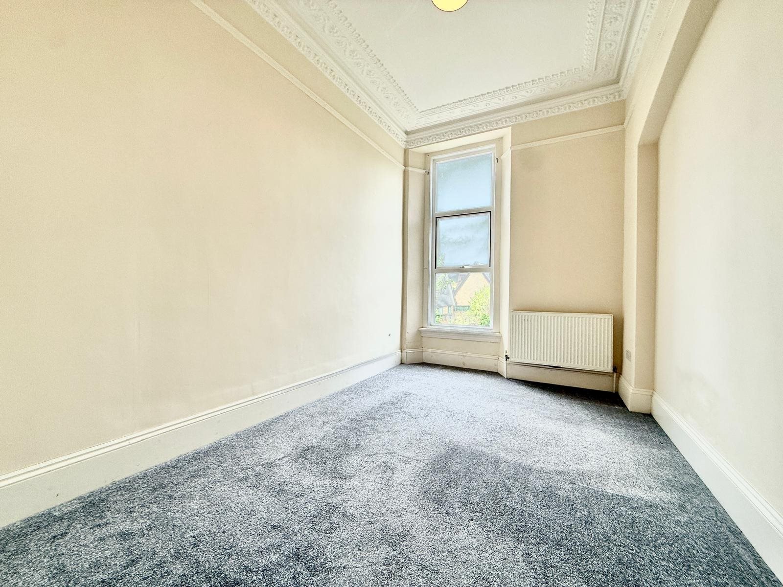 2 bed flat to rent in Grove Park Road, Weston-super-Mare, BS23  - Property Image 5