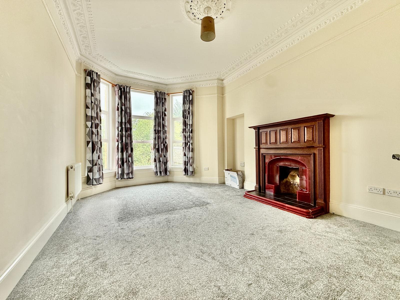 2 bed flat to rent in Grove Park Road, Weston-super-Mare, BS23  - Property Image 3