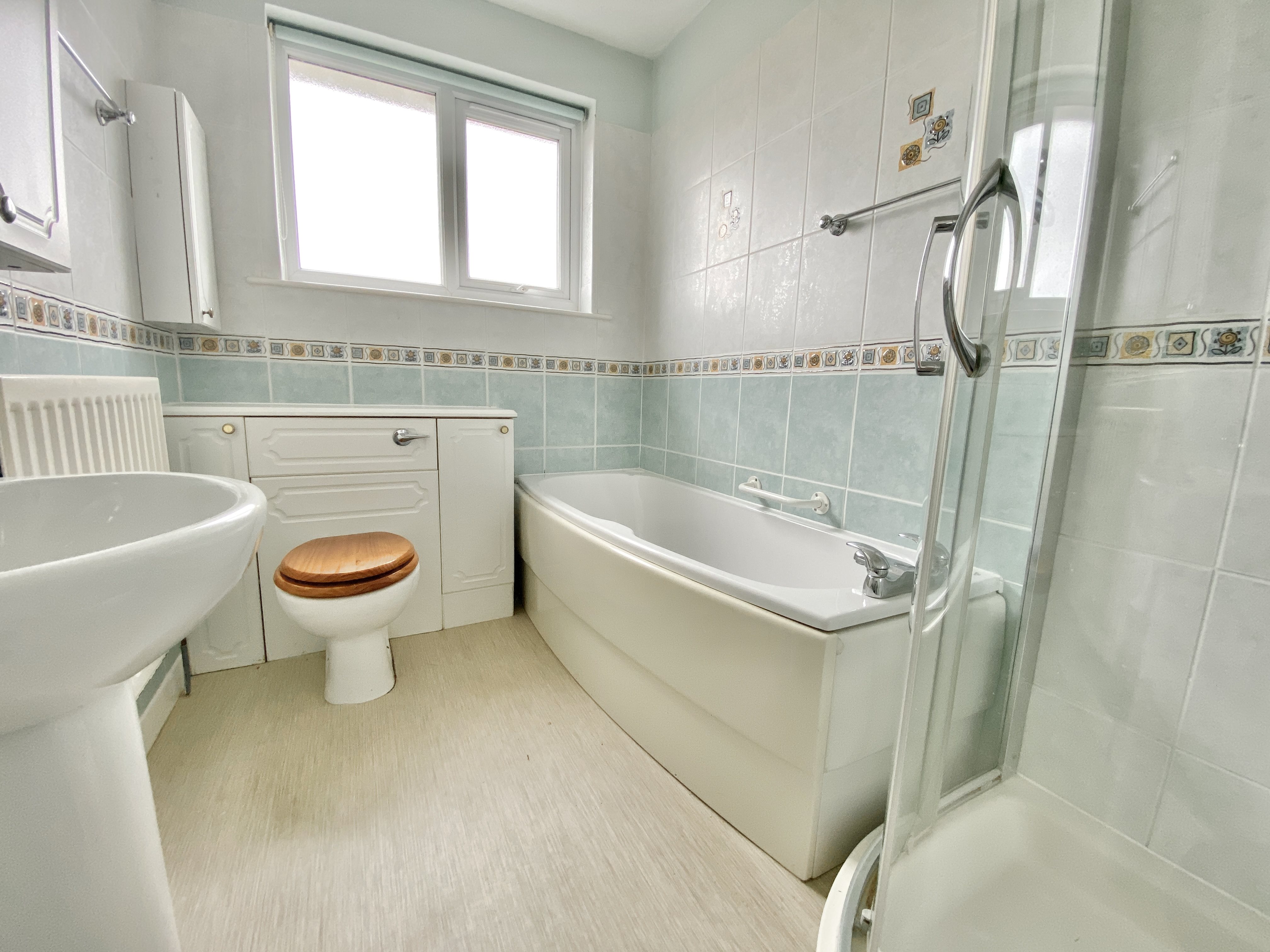 3 bed semi-detached bungalow to rent in Heathfield Road, Nailsea, BS48 7