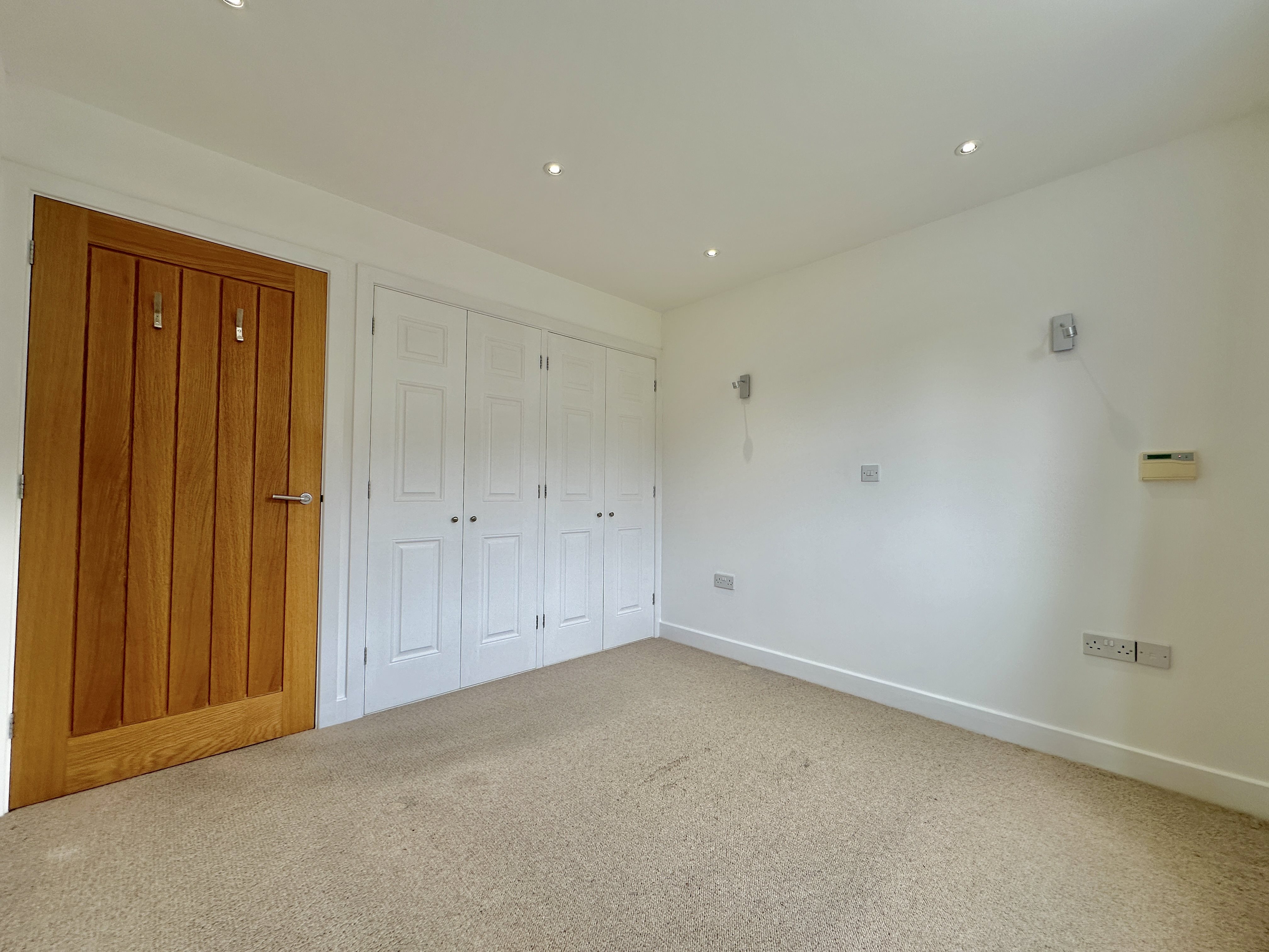 2 bed detached bungalow to rent in Pound Lane, Nailsea  - Property Image 11