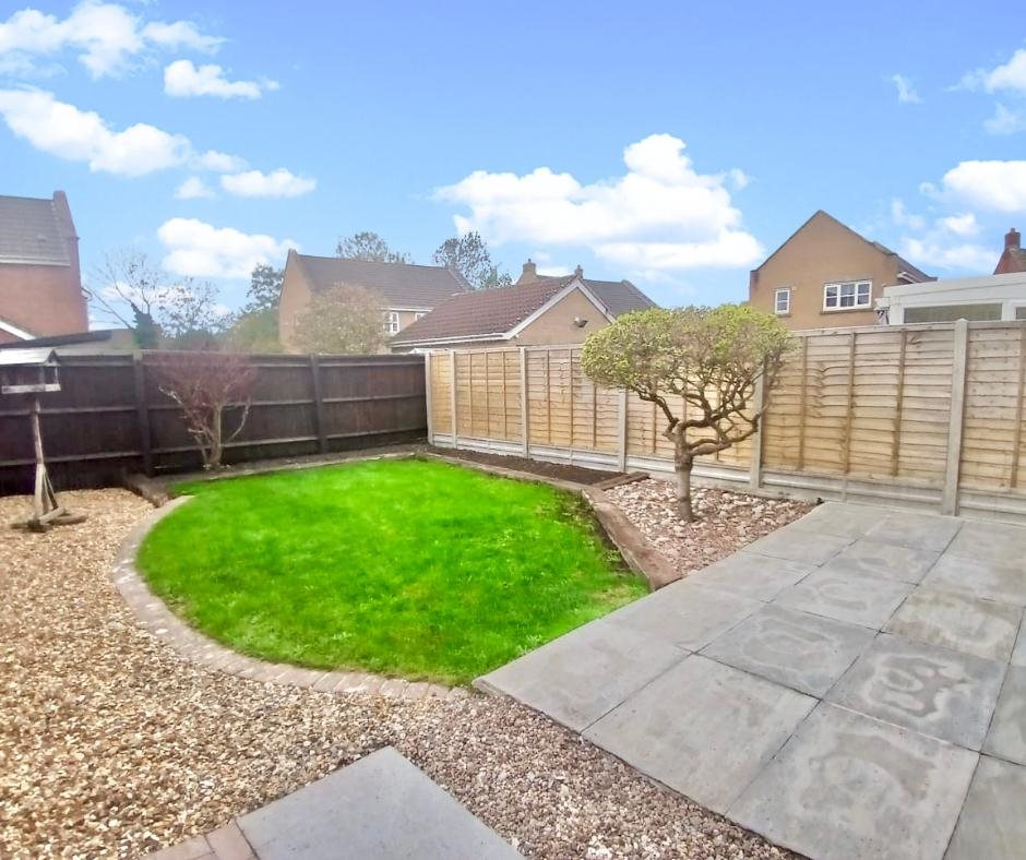 3 bed semi-detached house to rent in Oaktree Place, Str Georges, BS22  - Property Image 12