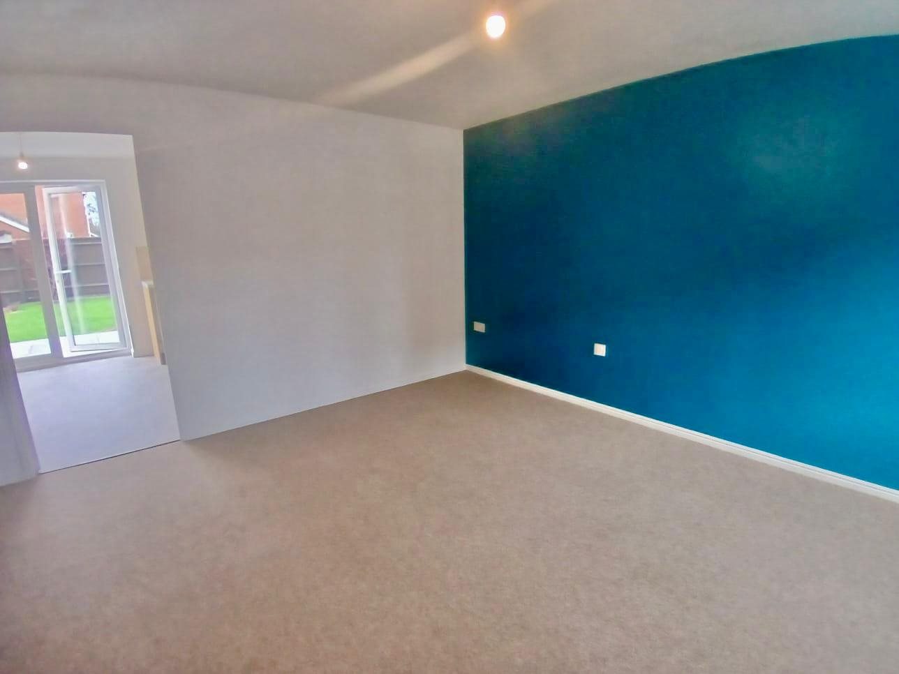 3 bed semi-detached house to rent in Oaktree Place, Str Georges, BS22 9