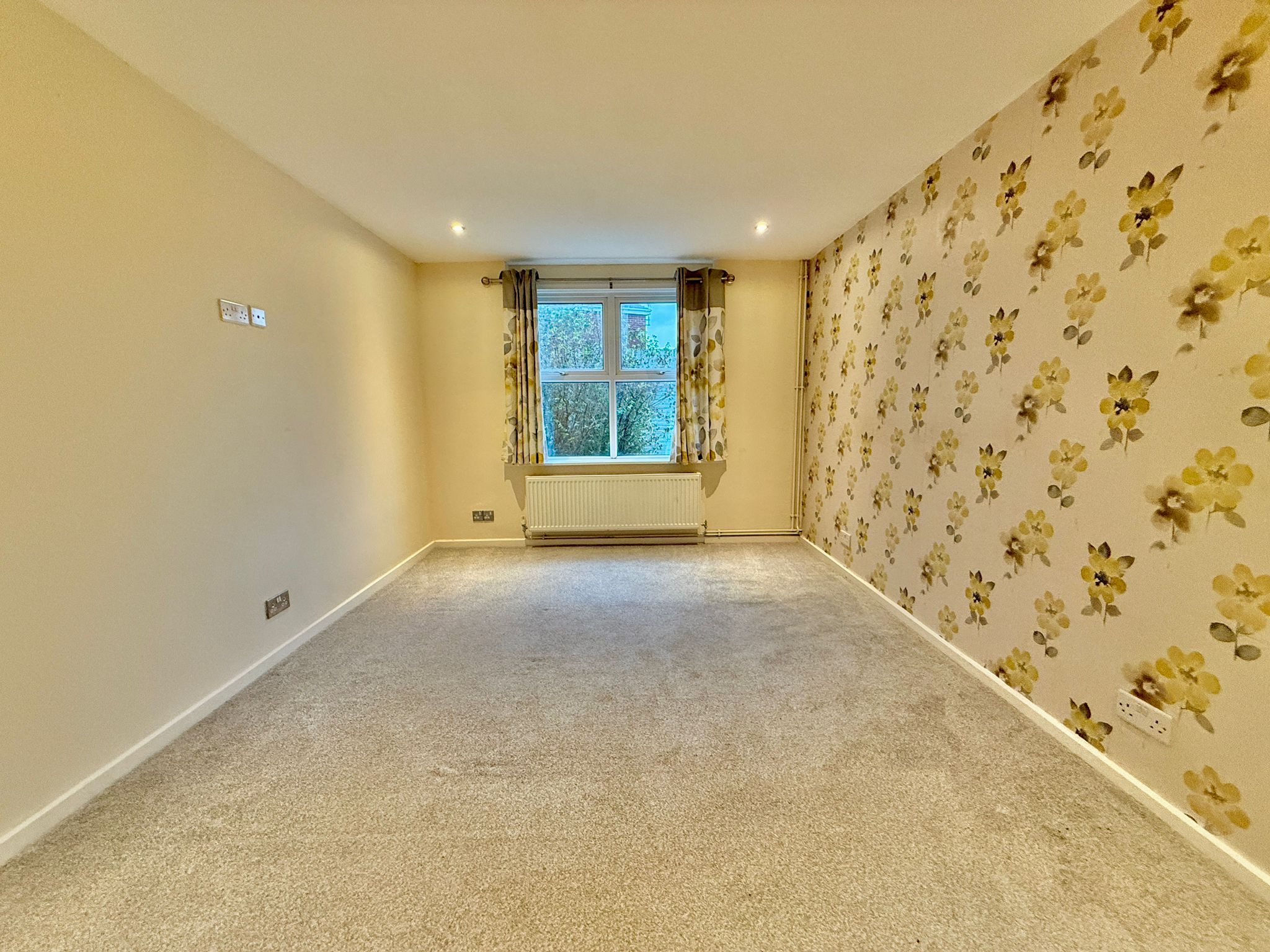 2 bed bungalow to rent in Kestrel Drive, Weston-super-Mare, BS22  - Property Image 8