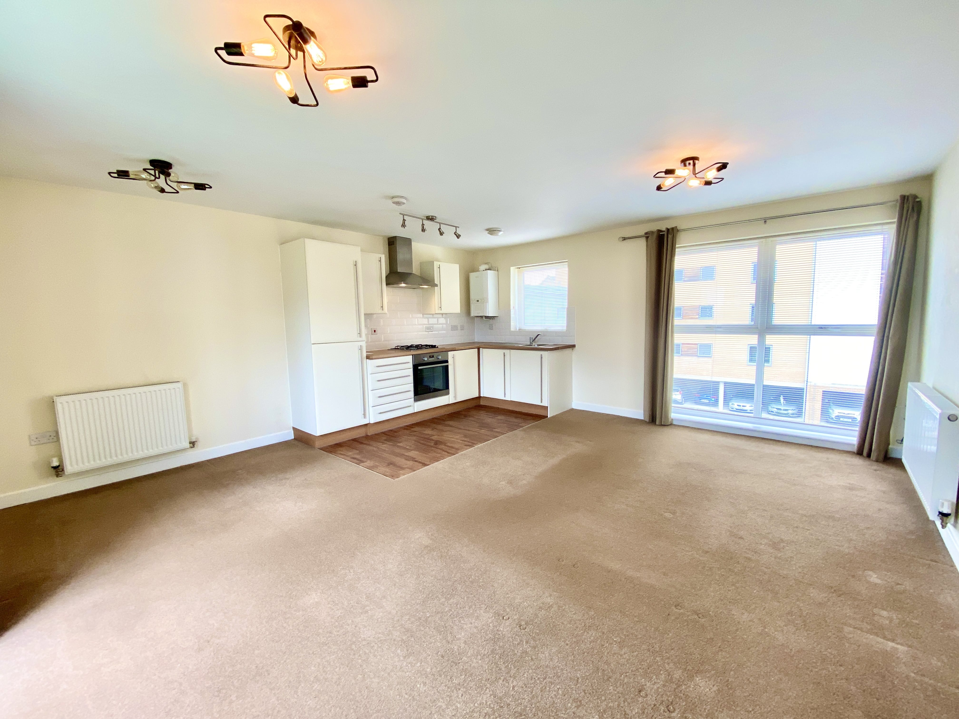 2 bed flat to rent in Mizzen Court, Portishead  - Property Image 2