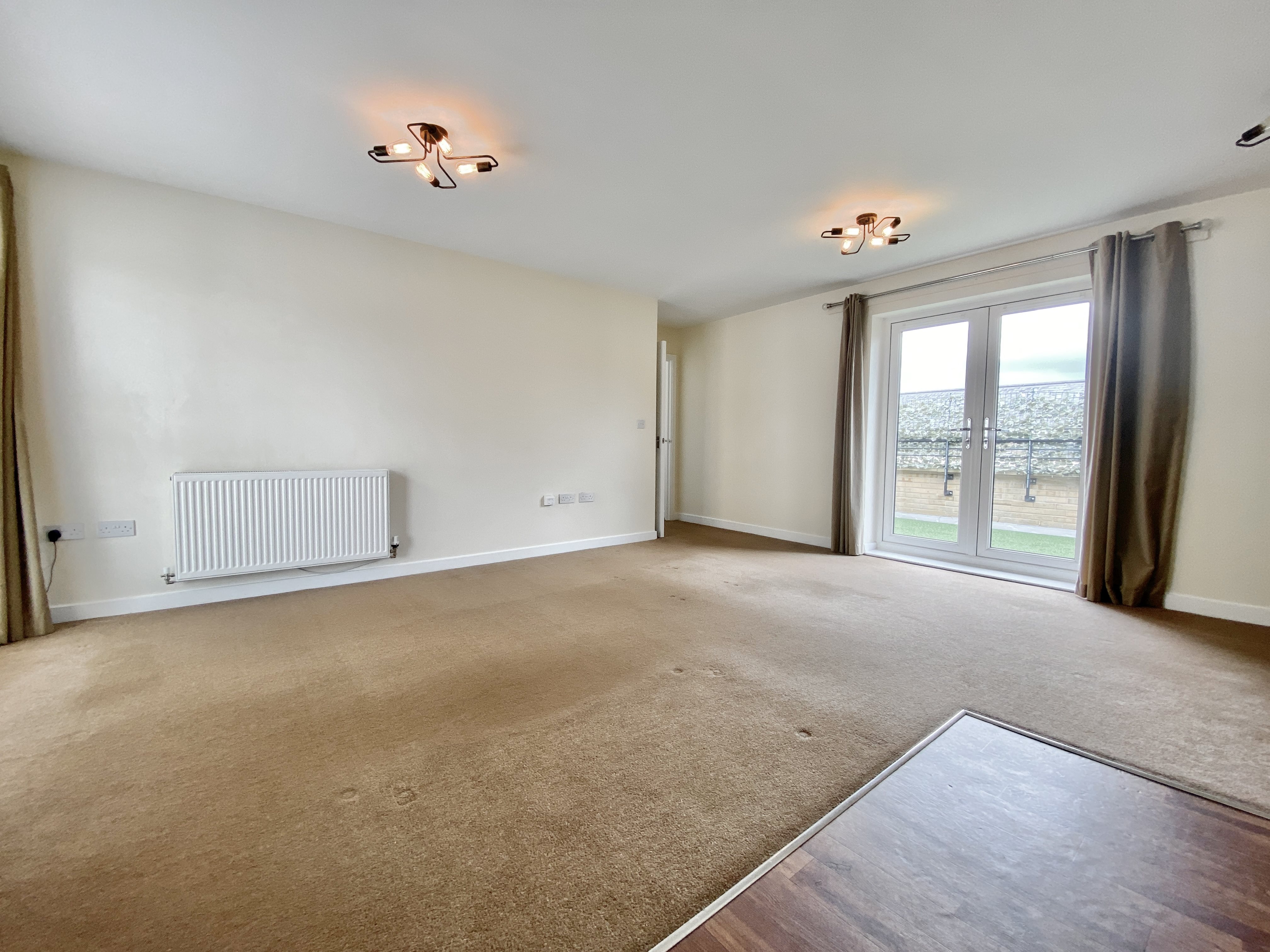 2 bed flat to rent in Mizzen Court, Portishead  - Property Image 4