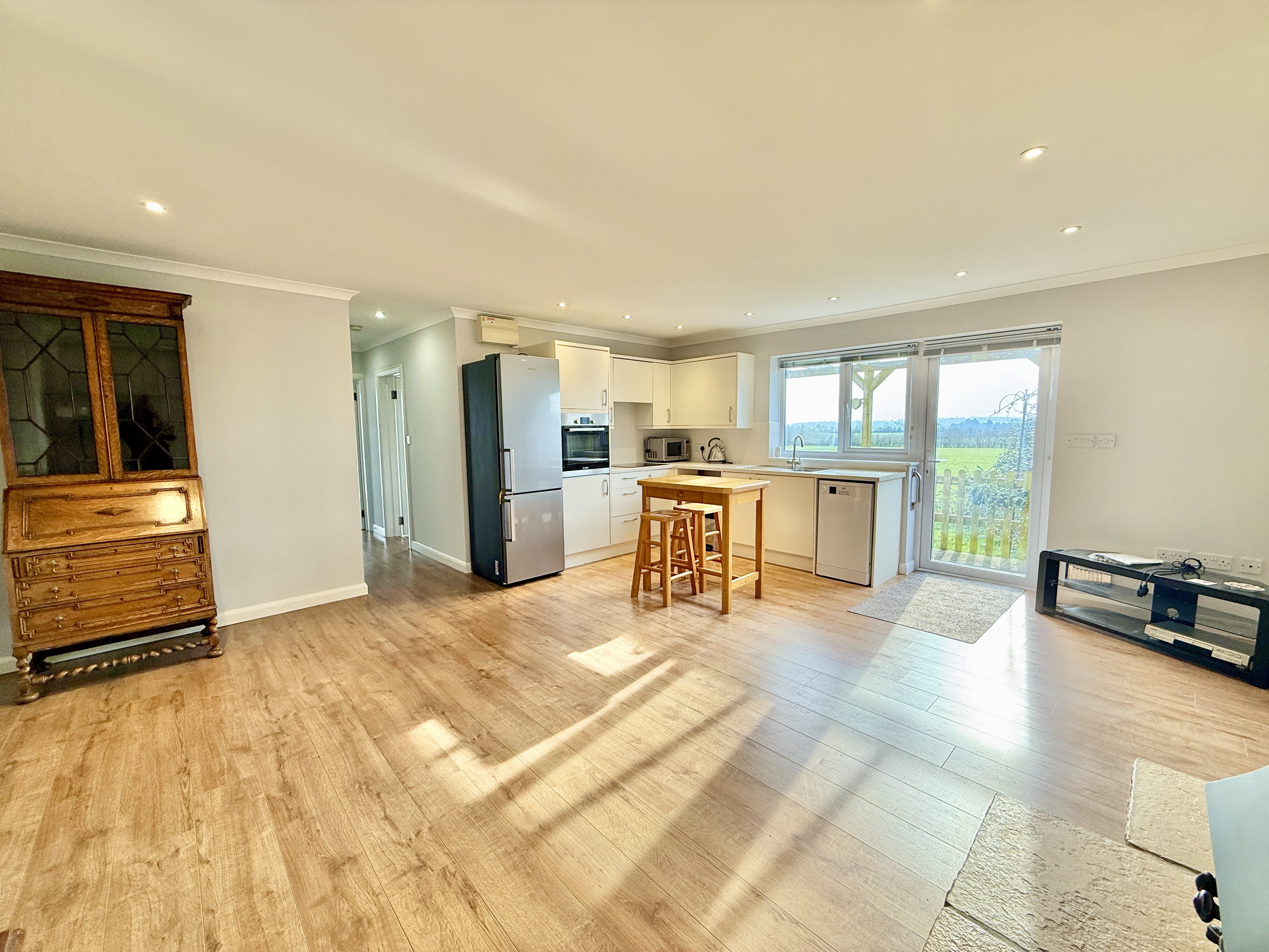 2 bed house to rent in Milking Lane, Draycott, BS27 3