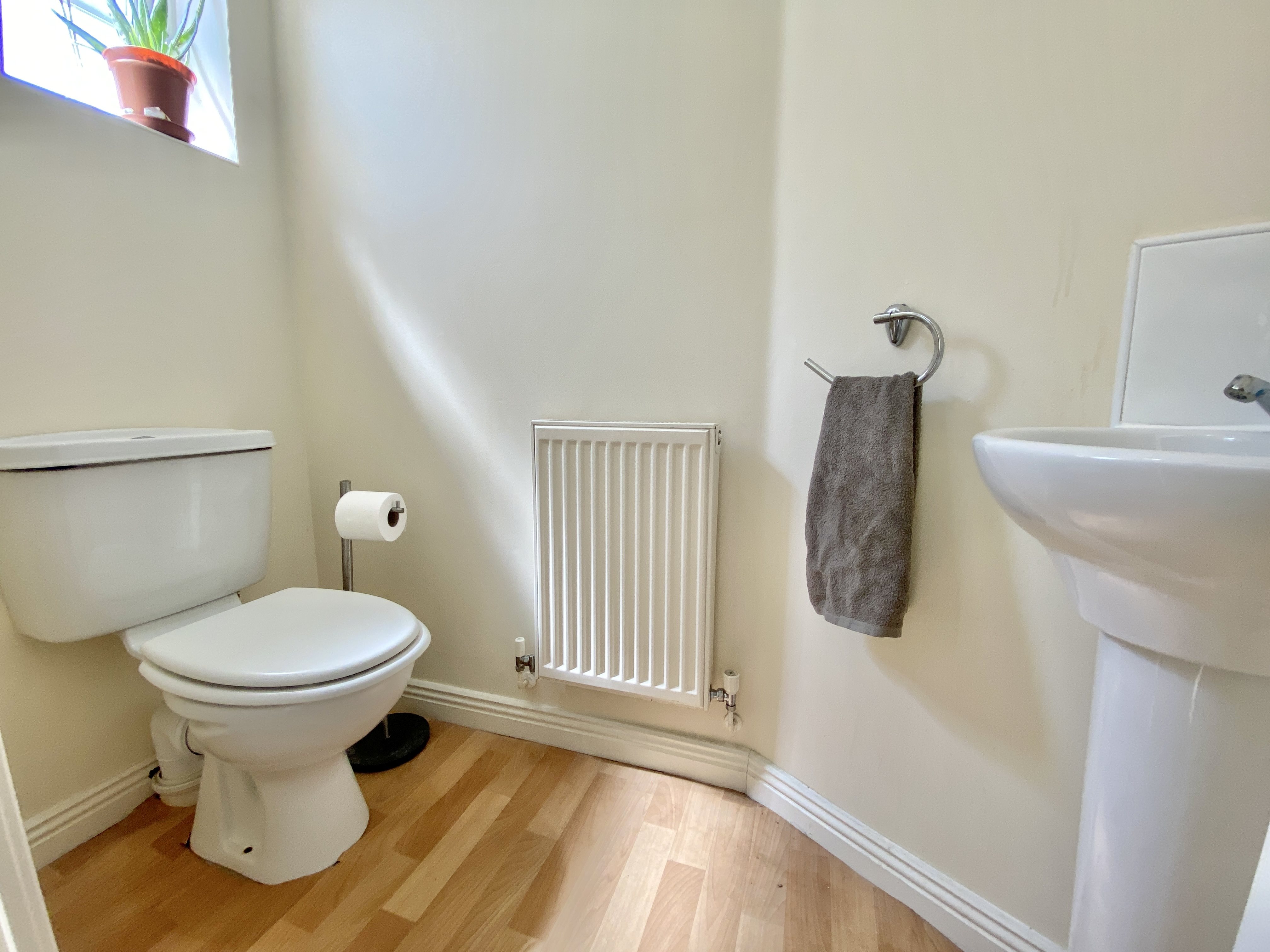 3 bed house to rent in Oaktree Place, St Georges  - Property Image 2