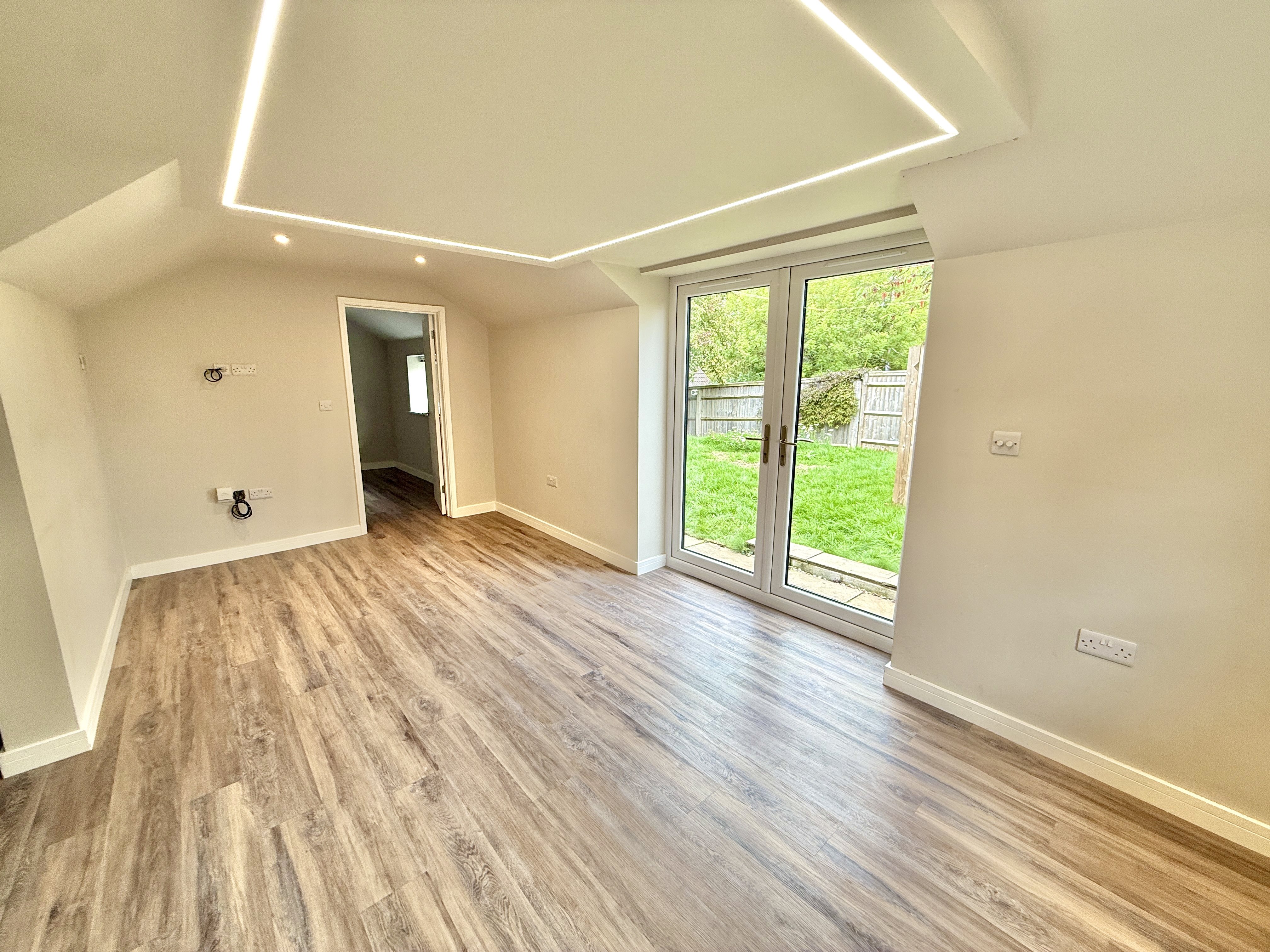 2 bed detached bungalow to rent in Manor Park Cottages, Nailsea Wall Lane, BS48  - Property Image 2