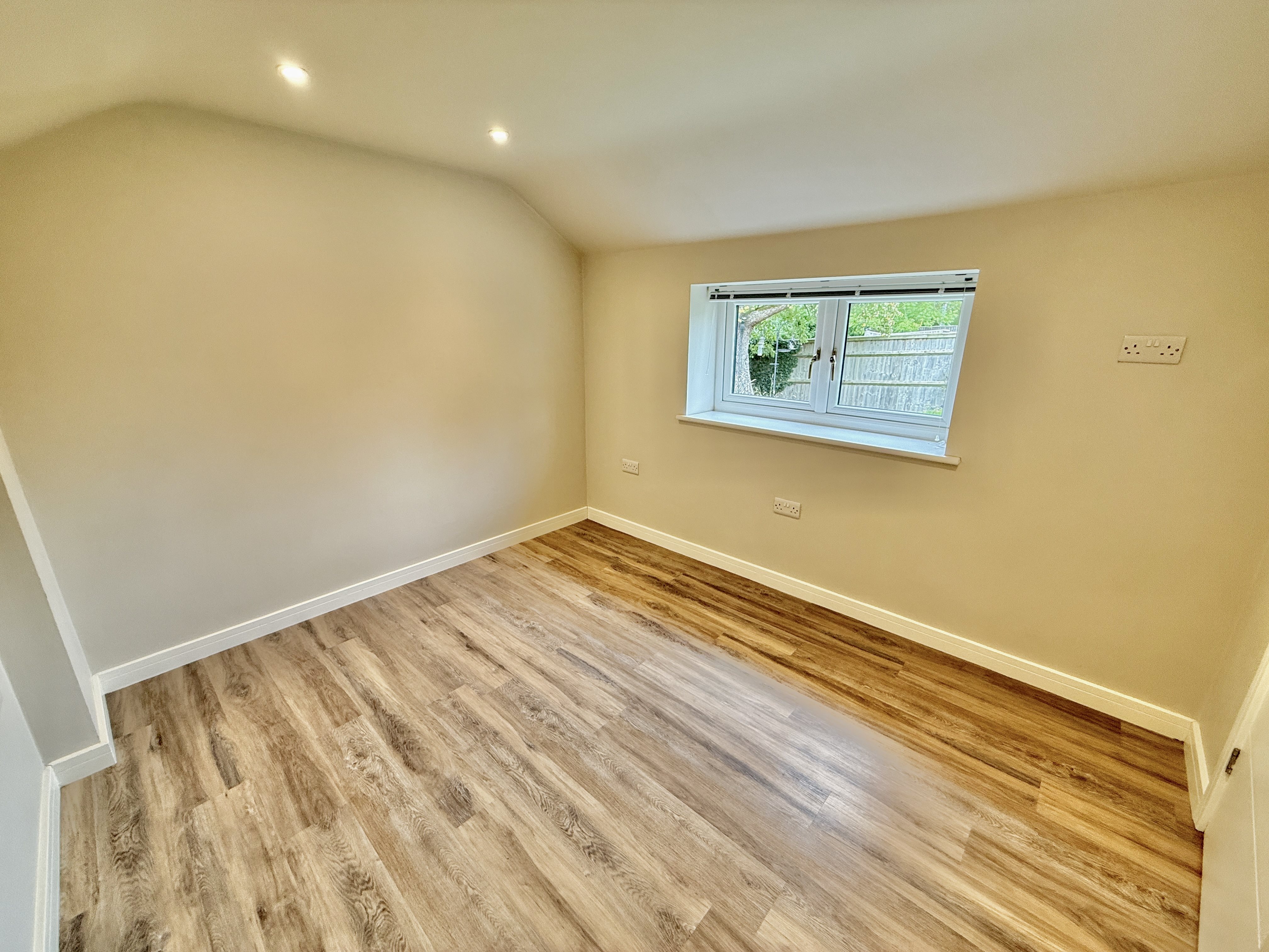 2 bed detached bungalow to rent in Manor Park Cottages, Nailsea Wall Lane, BS48  - Property Image 4