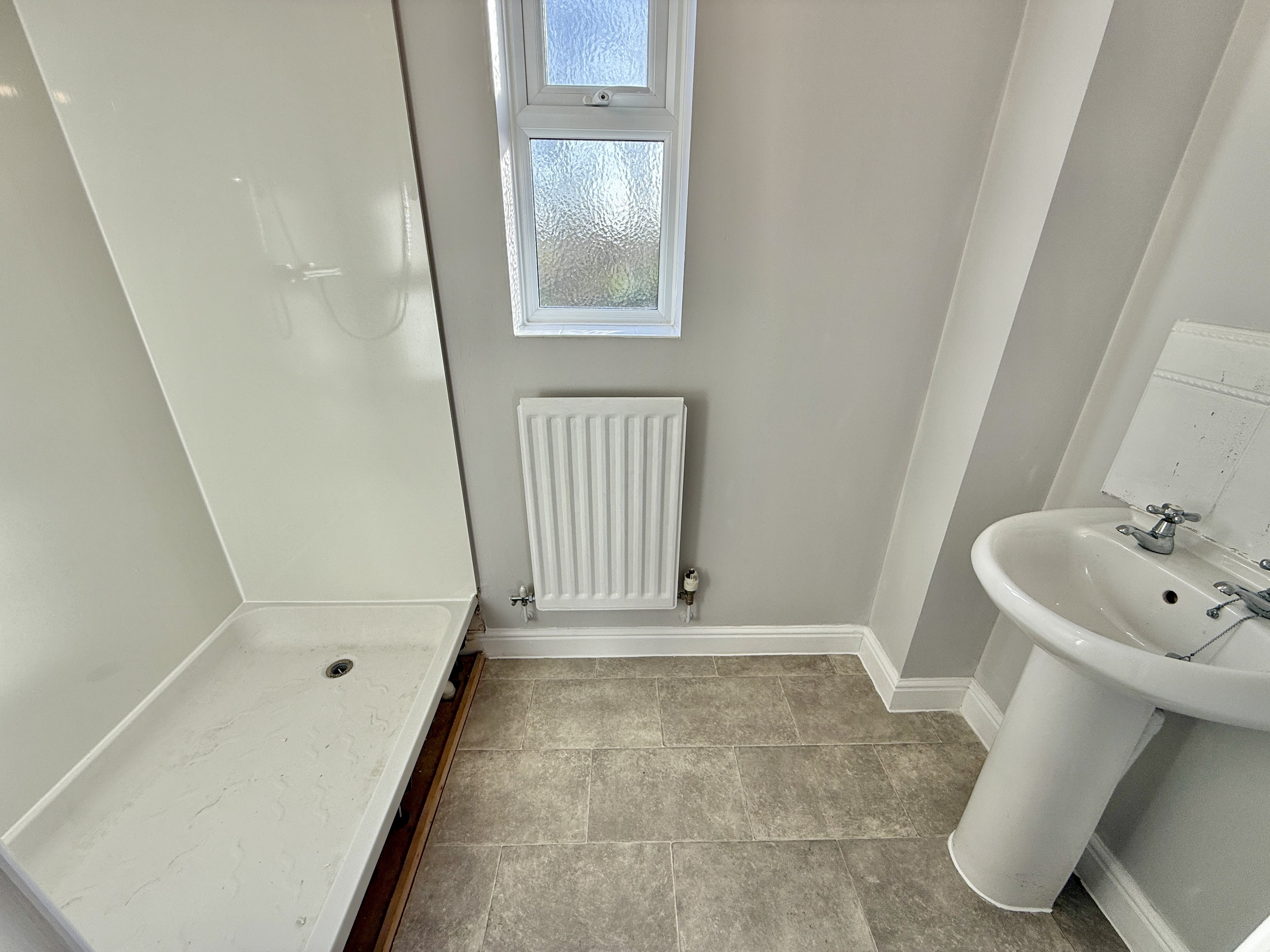 3 bed house to rent in The Wrangle, Weston-Super-Mare, BS24 9