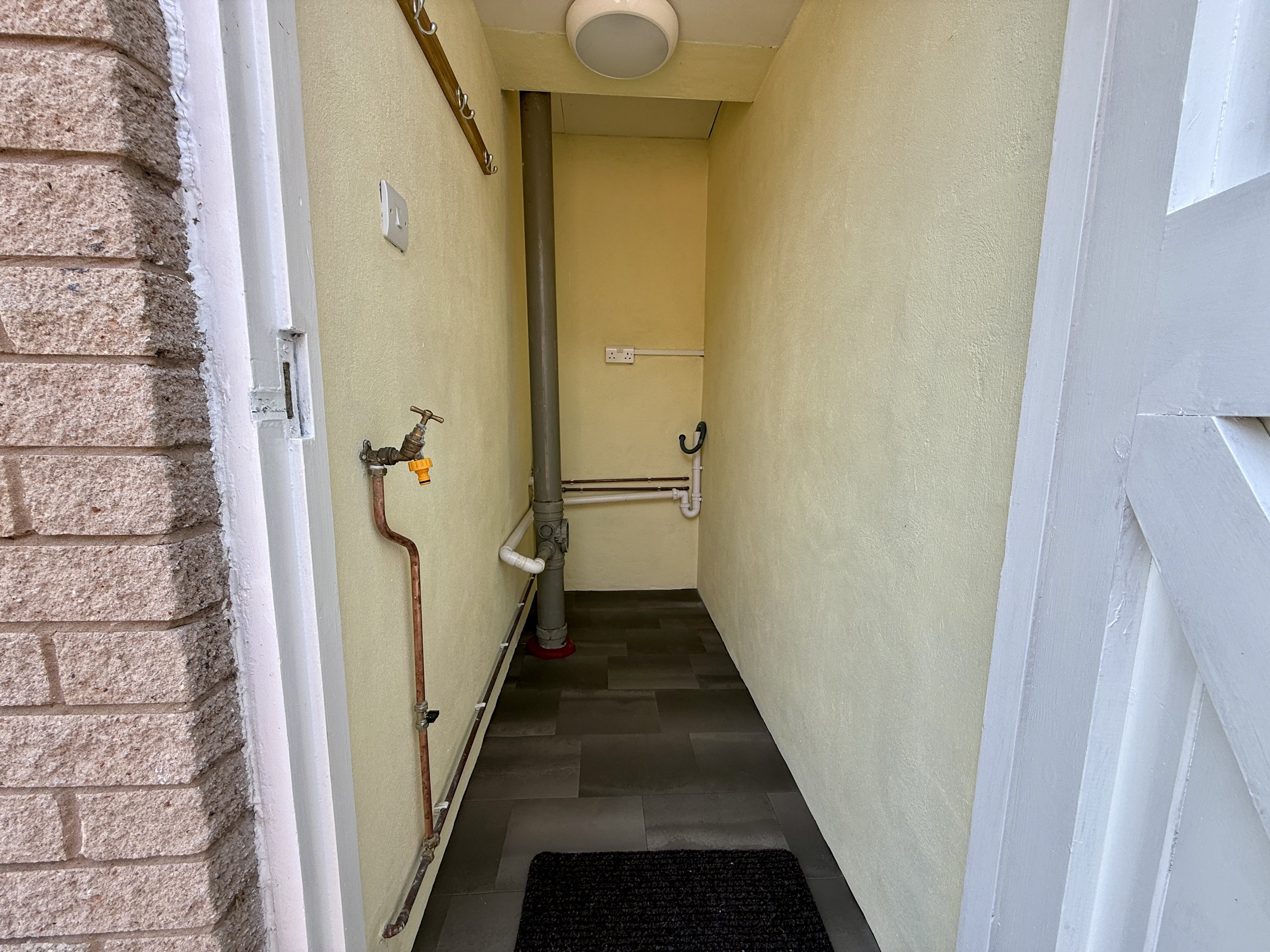 3 bed end of terrace house to rent in Knightstone Close, Axbridge  - Property Image 7