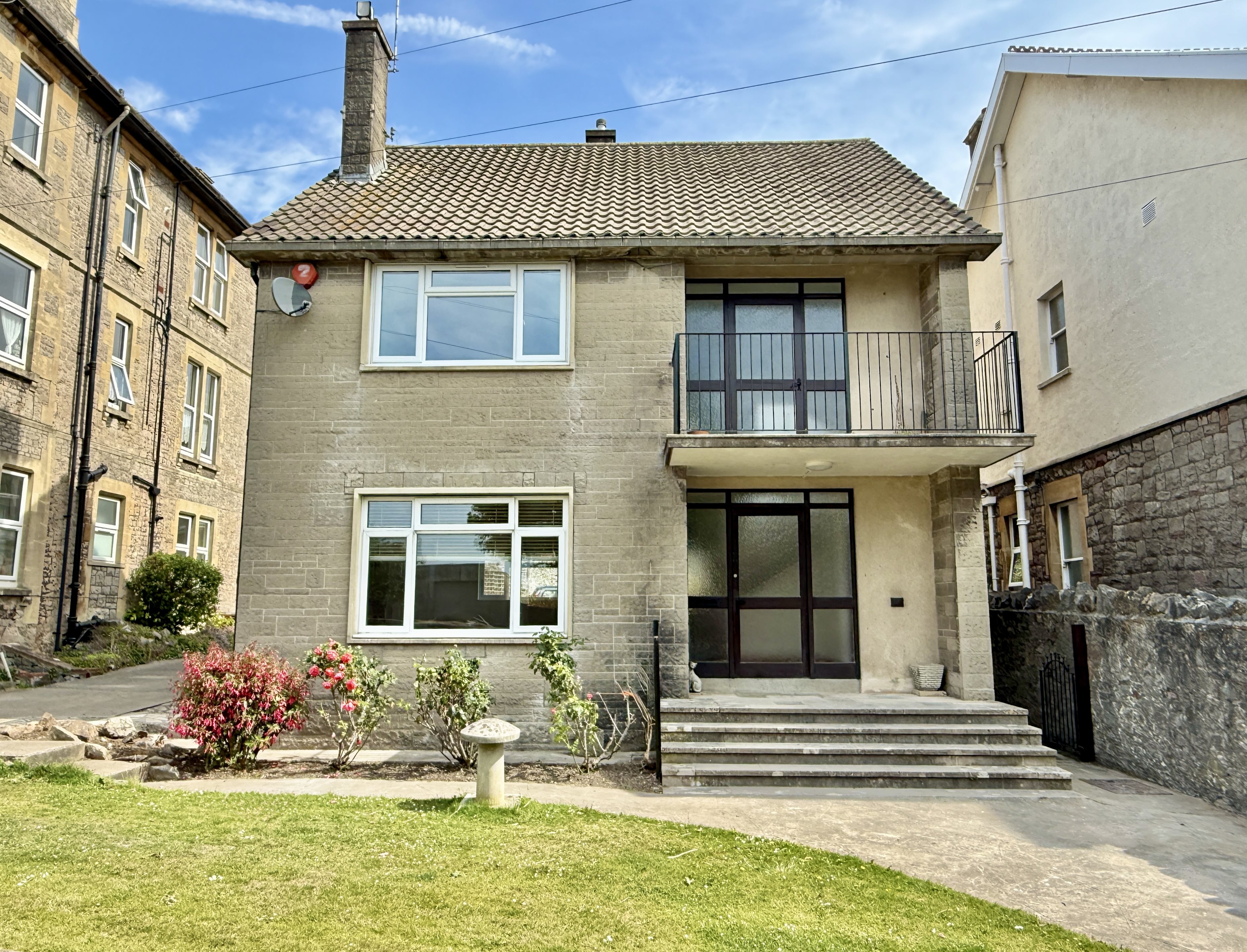 3 bed house to rent in Stafford Place, Weston-super-Mare, BS23