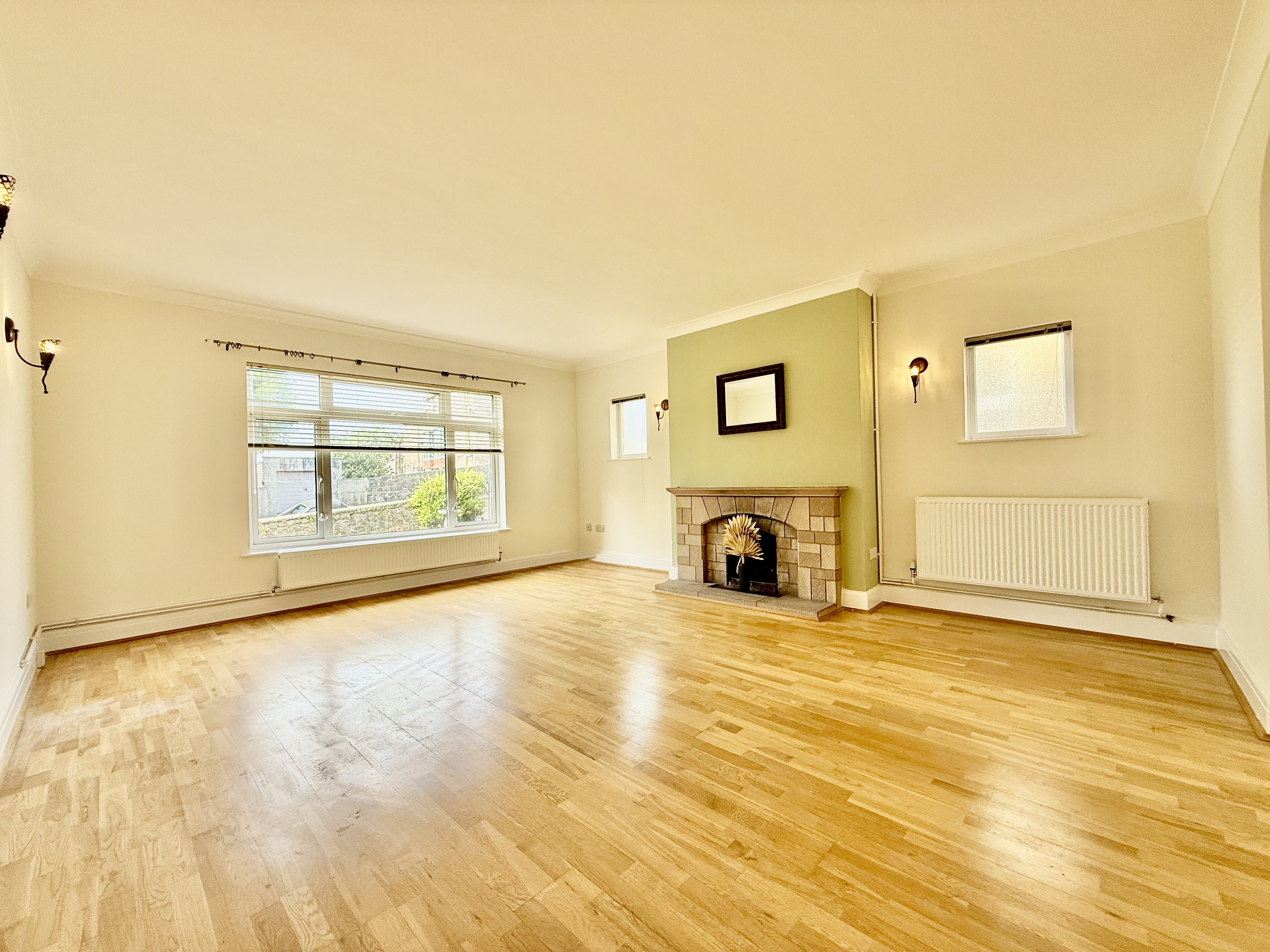 3 bed house to rent in Stafford Place, Weston-super-Mare  - Property Image 3