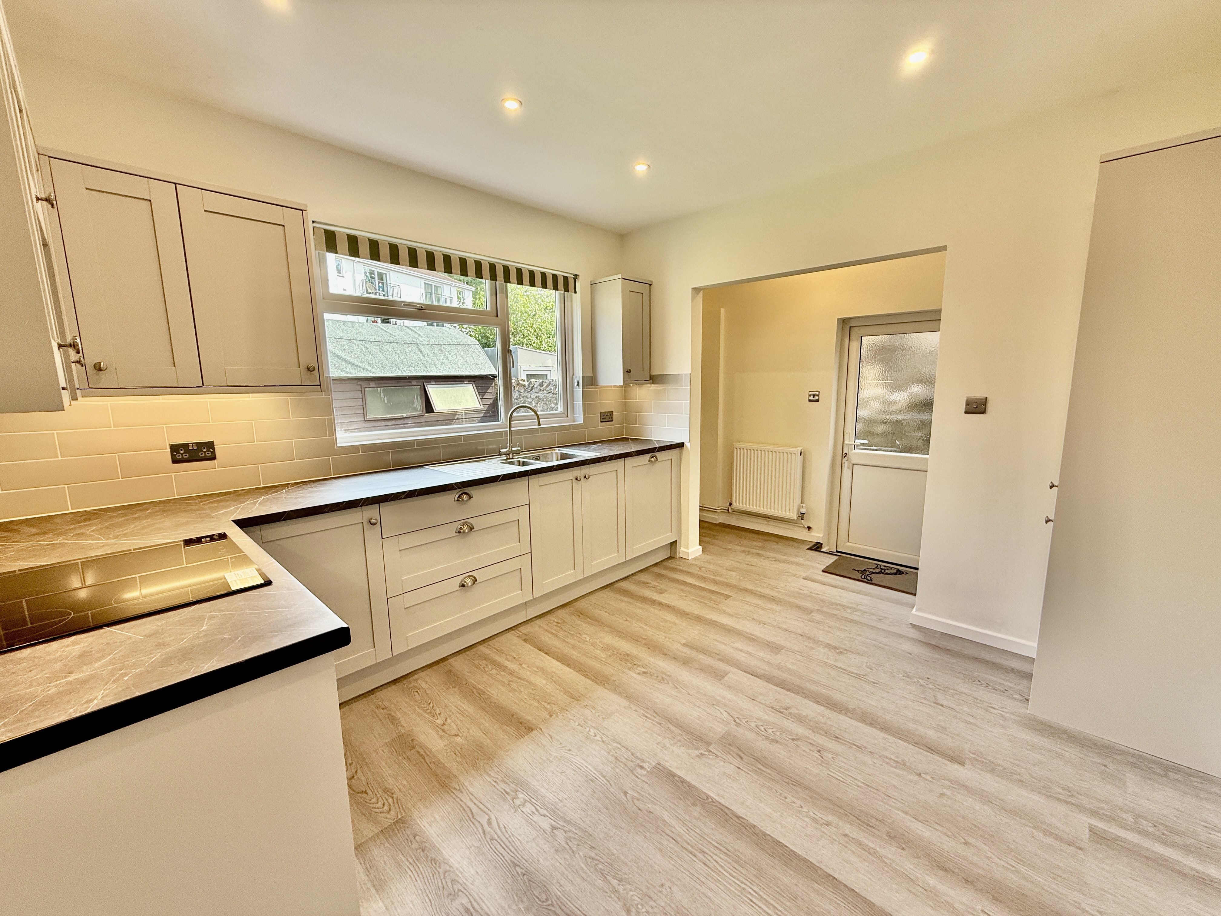3 bed house to rent in Stafford Place, Weston-super-Mare  - Property Image 6