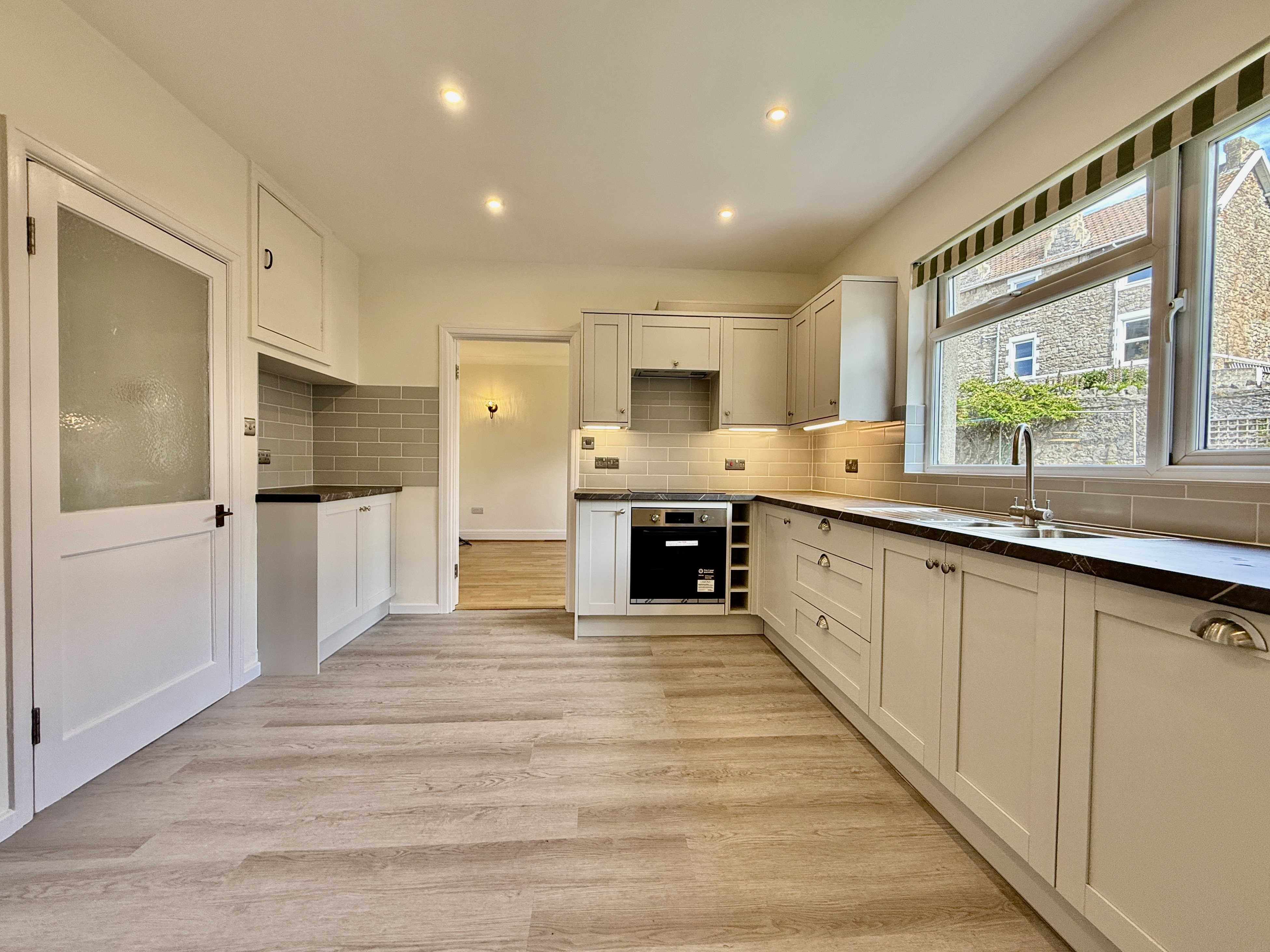 3 bed house to rent in Stafford Place, Weston-super-Mare  - Property Image 7