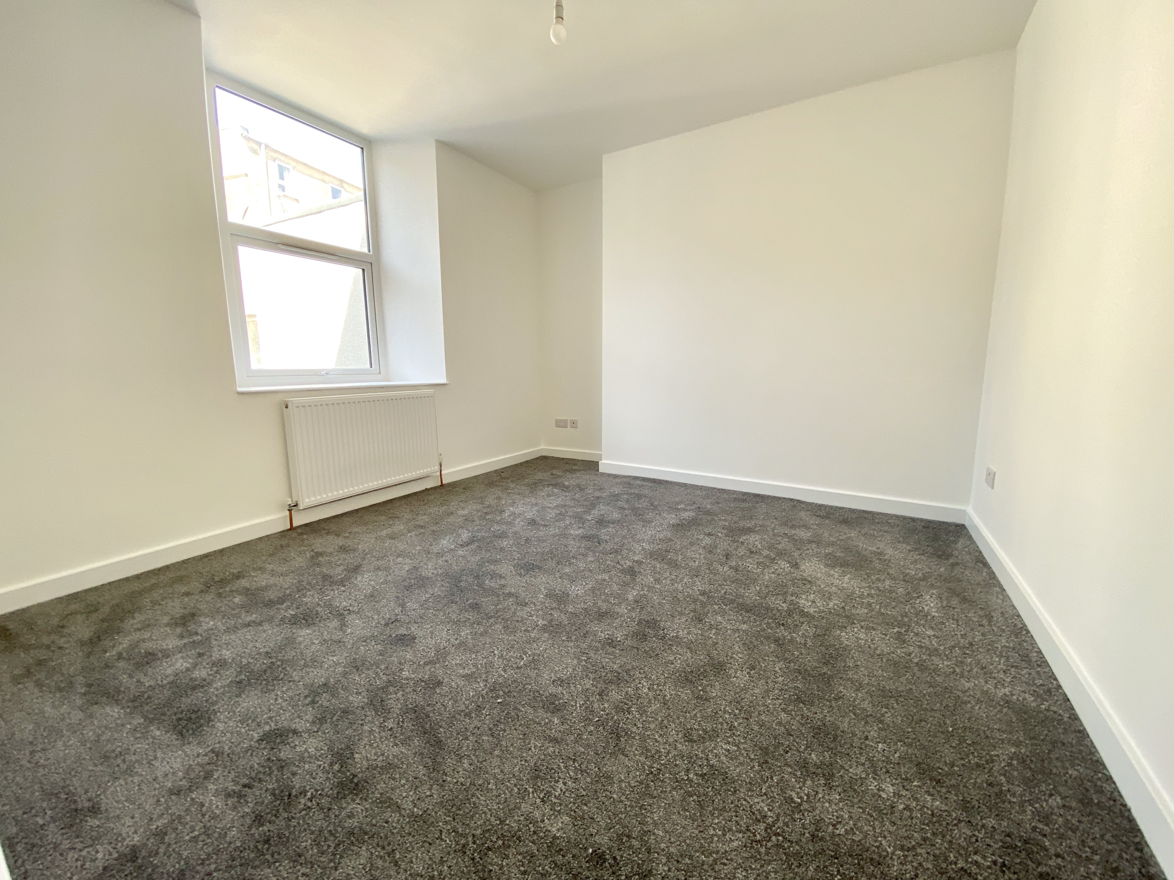 2 bed ground floor maisonette to rent in Wadham Street, Weston-Super-Mare  - Property Image 5