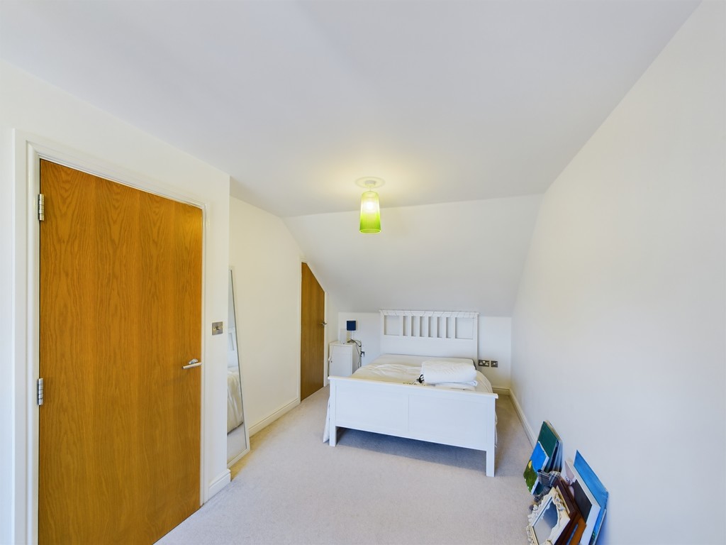 3 bed terraced house to rent in Nelson Mews, Horsham  - Property Image 12