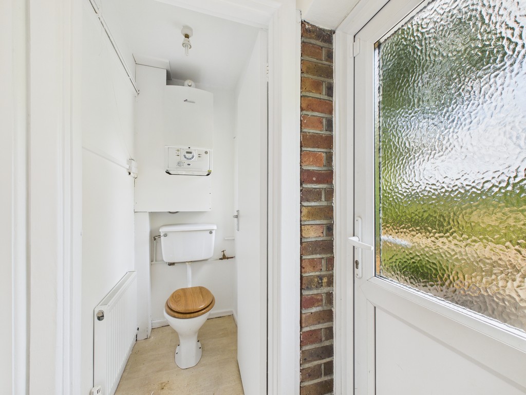 3 bed detached house to rent in Guildford Road, Broadbridge Heath, RH12  - Property Image 16