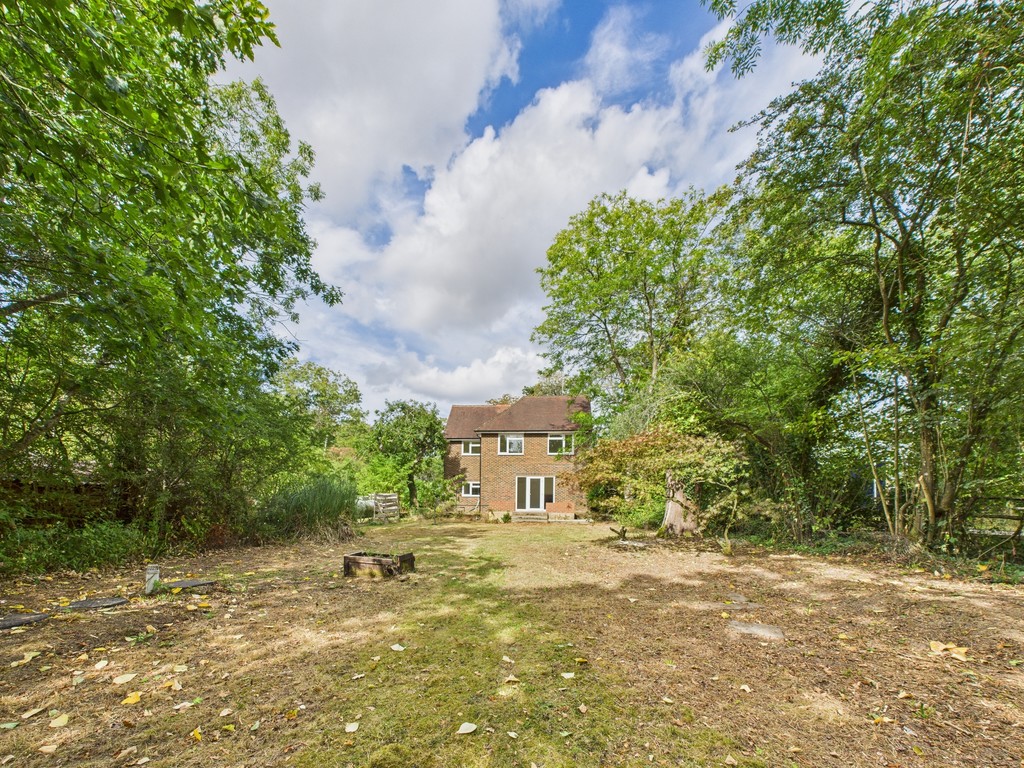 3 bed detached house to rent in Guildford Road, Broadbridge Heath, RH12  - Property Image 19