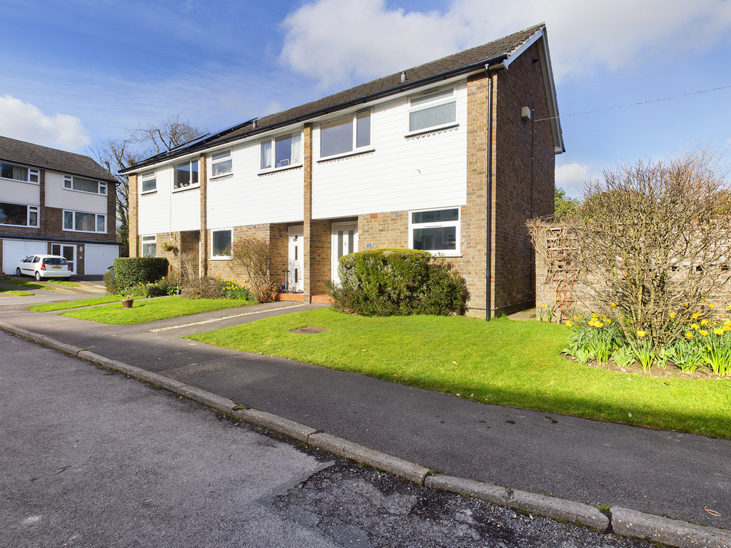 2 bed end of terrace house to rent in Chestnut Gardens, Horsham - Property Image 8