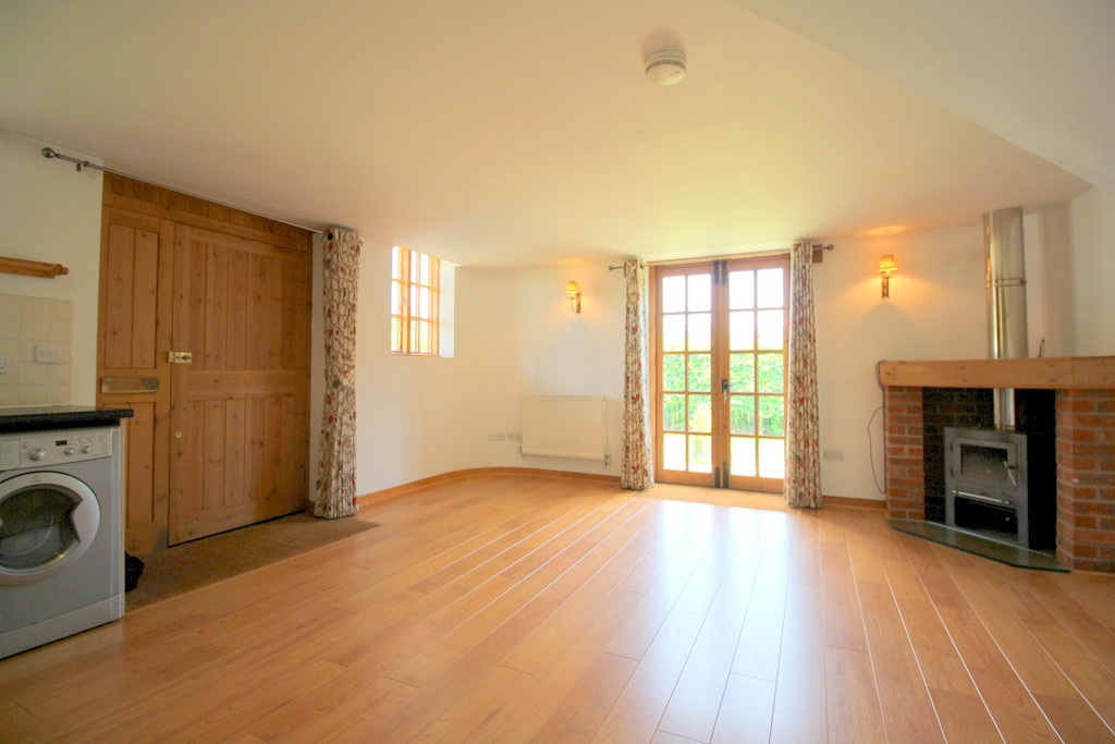 1 bed detached house to rent in The Old Sussex Stud  - Property Image 7