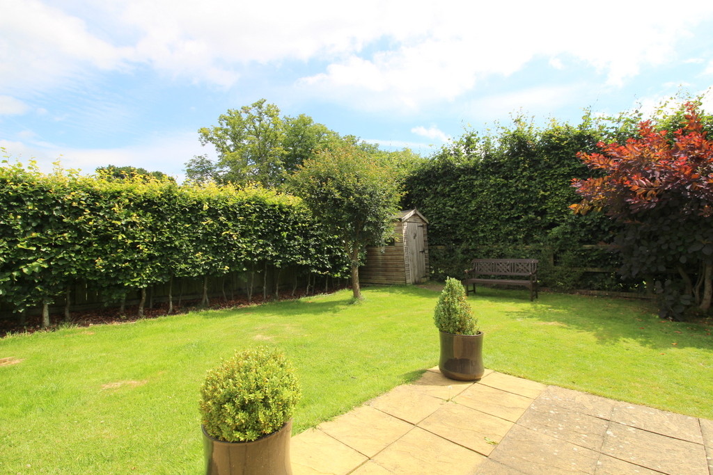 1 bed detached house to rent in The Old Sussex Stud  - Property Image 9