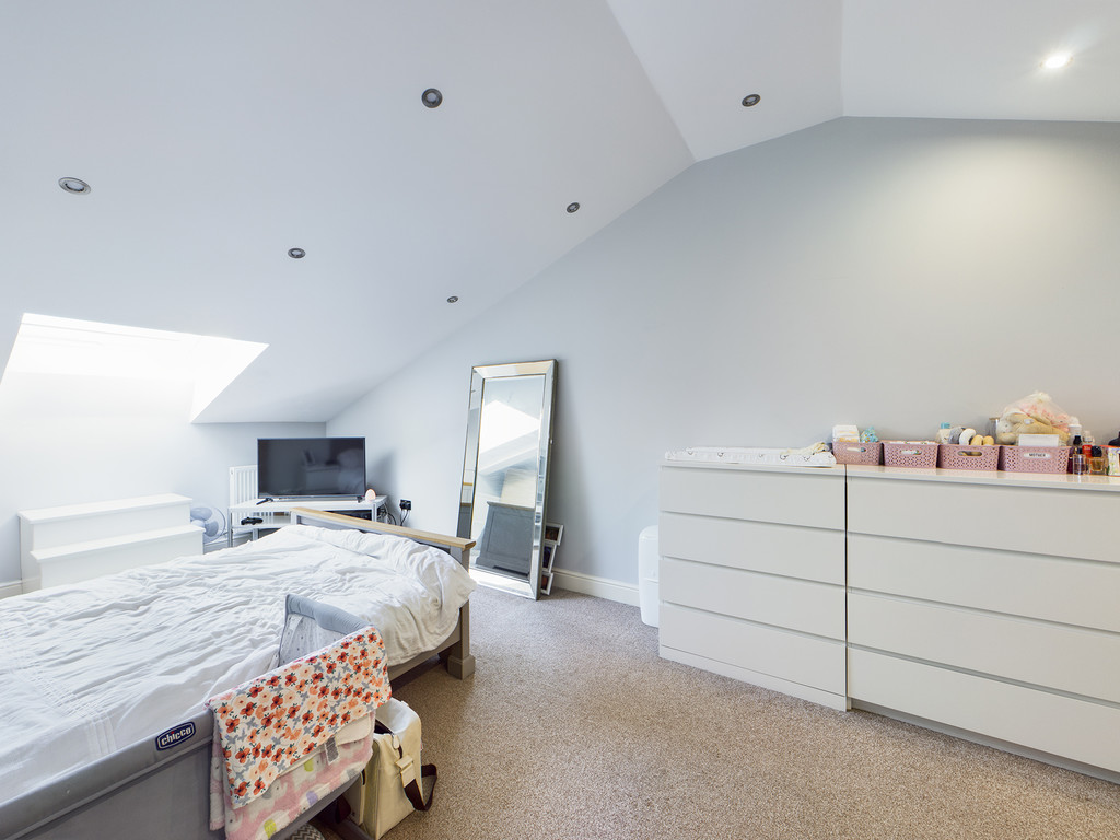 1 bed apartment to rent in Harrington House, Horsham  - Property Image 3