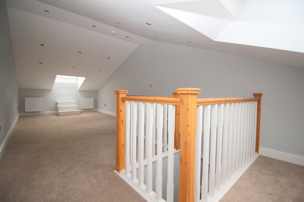 1 bed apartment to rent in Brighton Road, Horsham, RH13  - Property Image 8