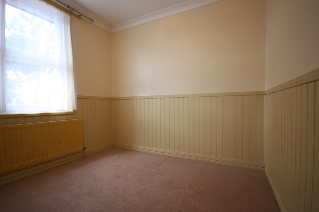3 bed terraced house to rent in Henderson Way, Horsham  - Property Image 8