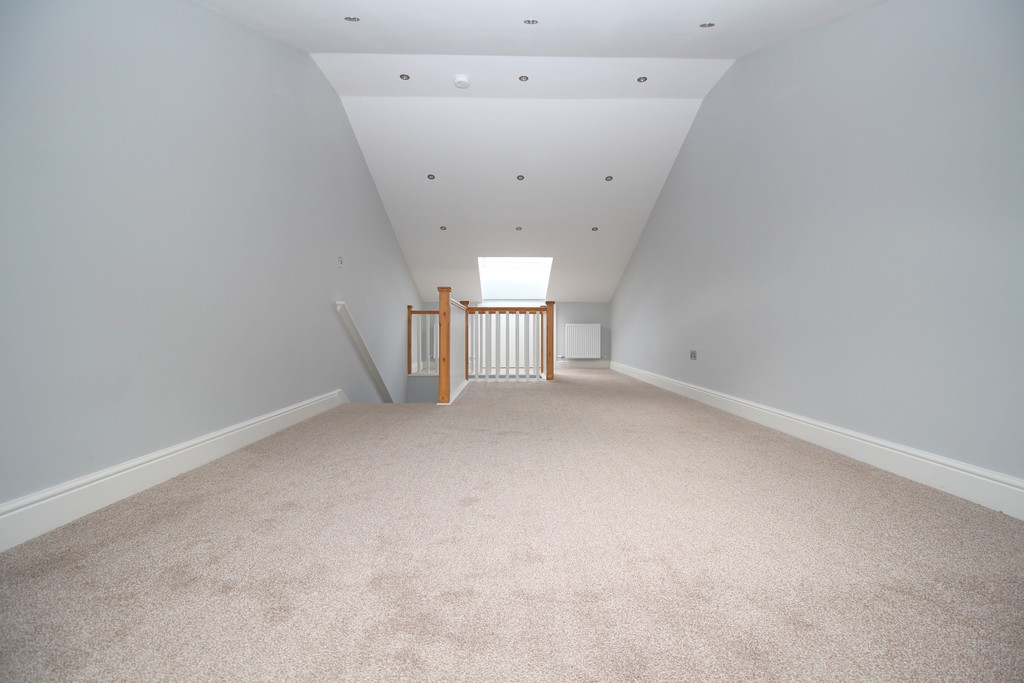 1 bed apartment to rent in Brighton Road, Horsham  - Property Image 3