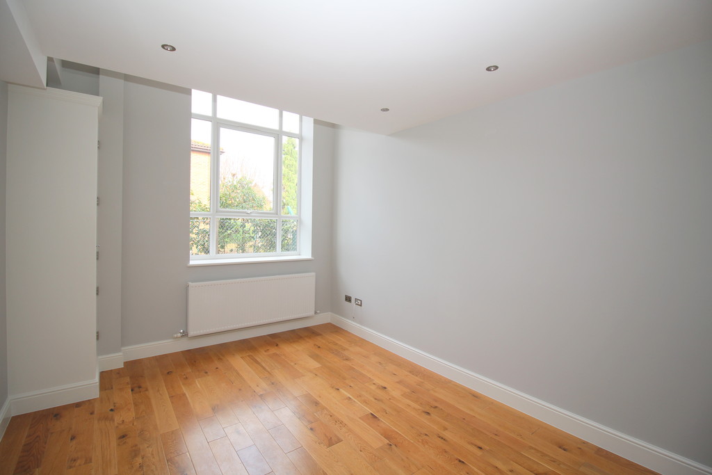 1 bed apartment to rent in Harrington House, Horsham  - Property Image 8